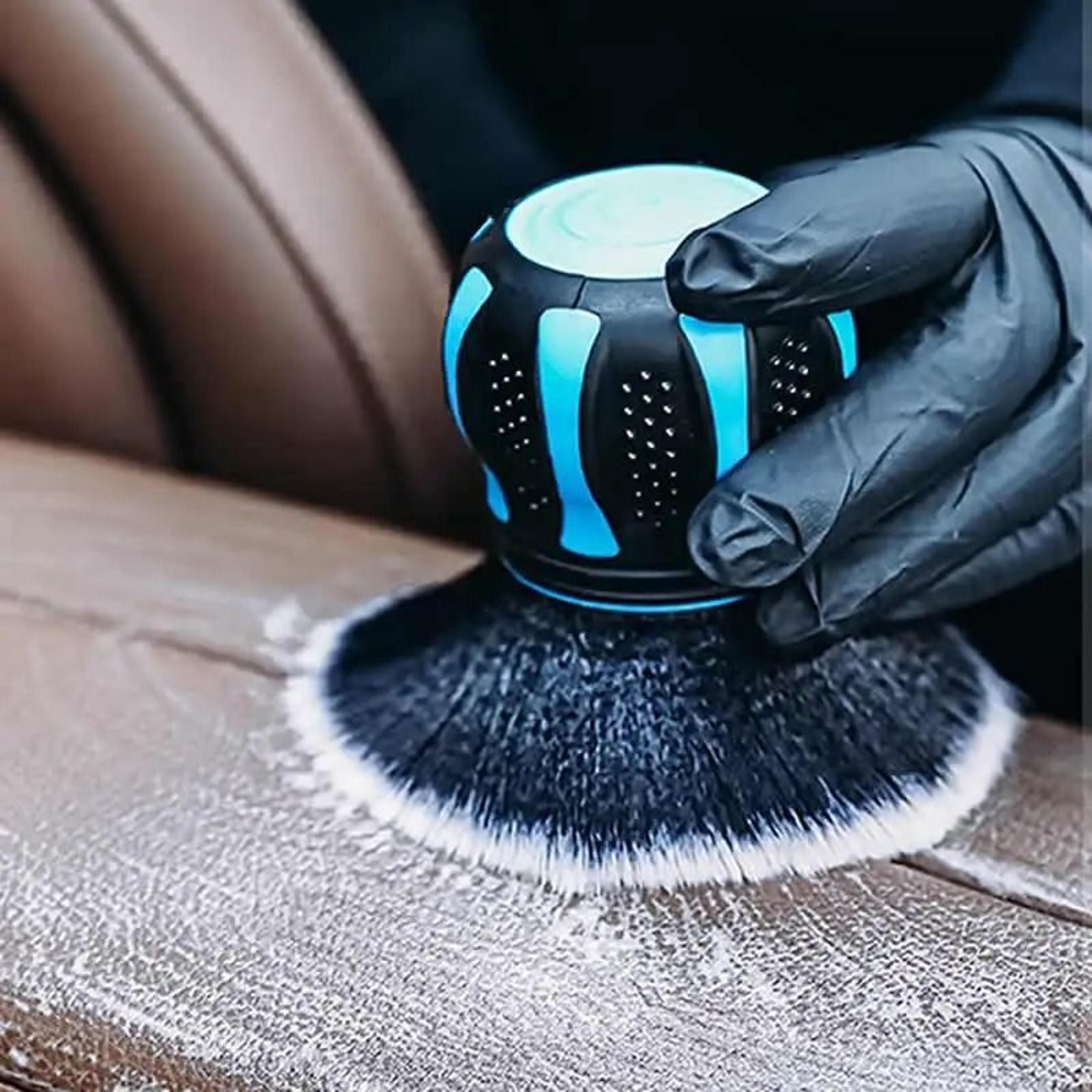 Soft Bristle Car Detailing Brush For Interior Dust Cleaning And Air Vent Maintenance 3