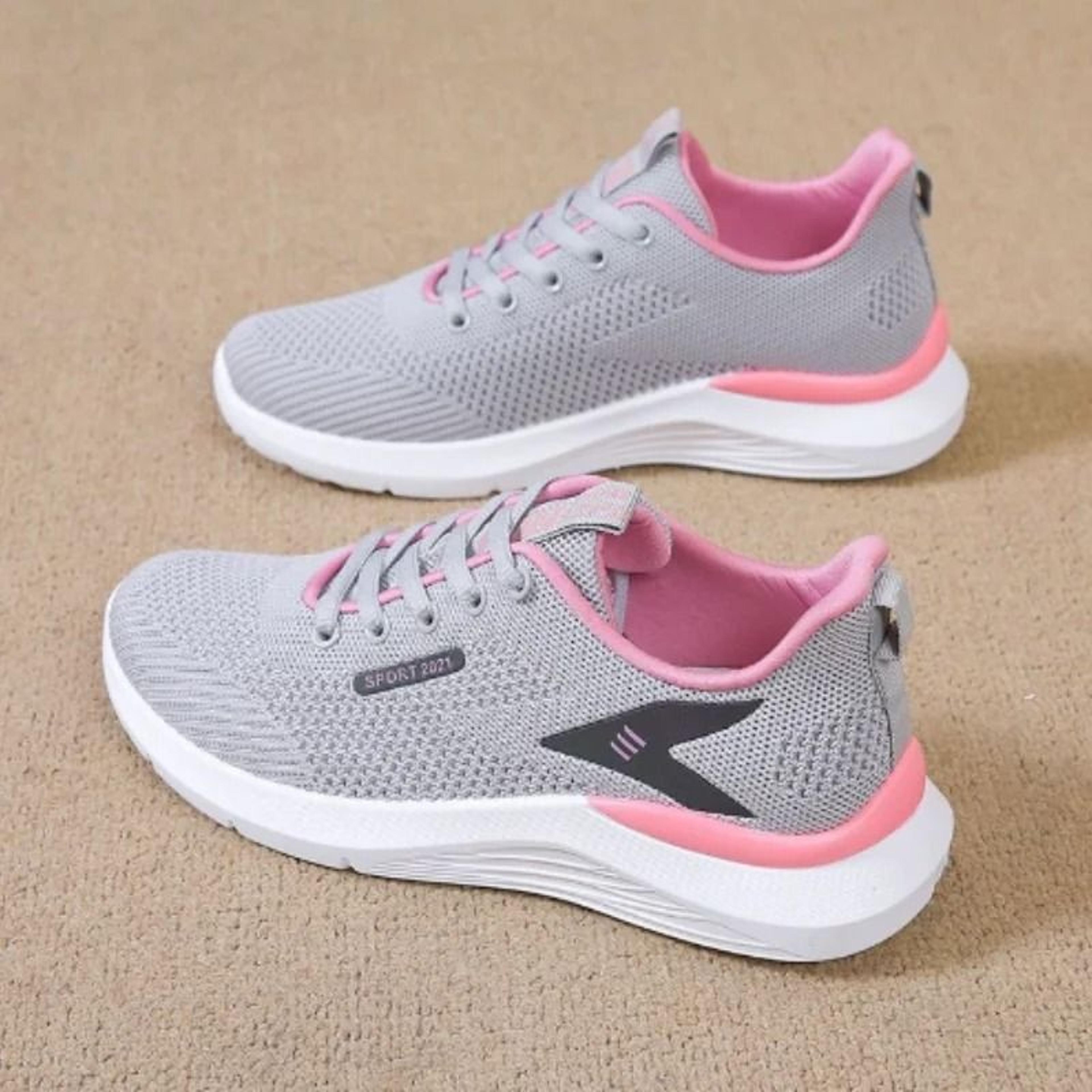 Womens Soft Sole Breathable Sneakers  Lightweight AntiSlip Running And Walking Shoe 9