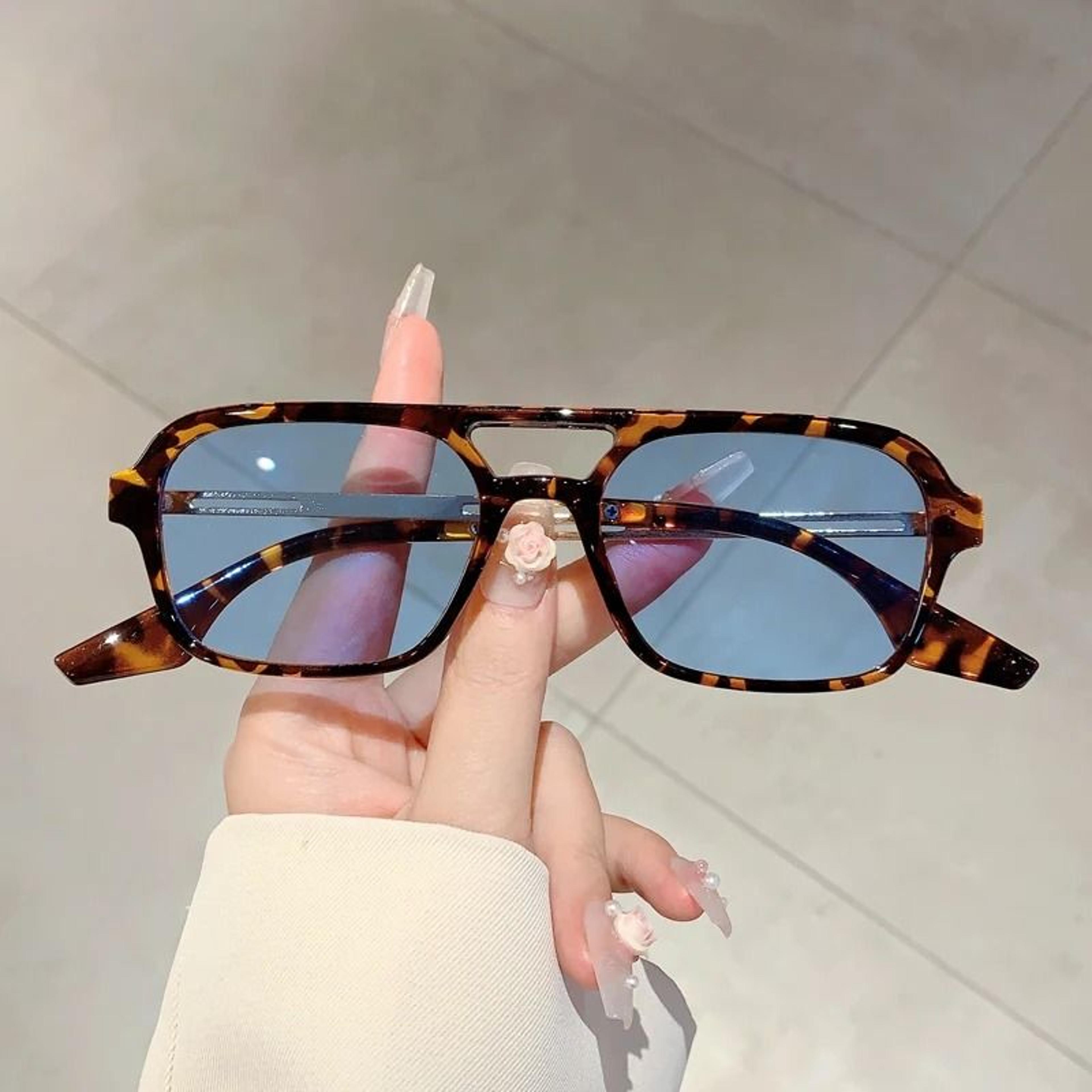trendy square grey sunglasses for women – uv protection fashion shades