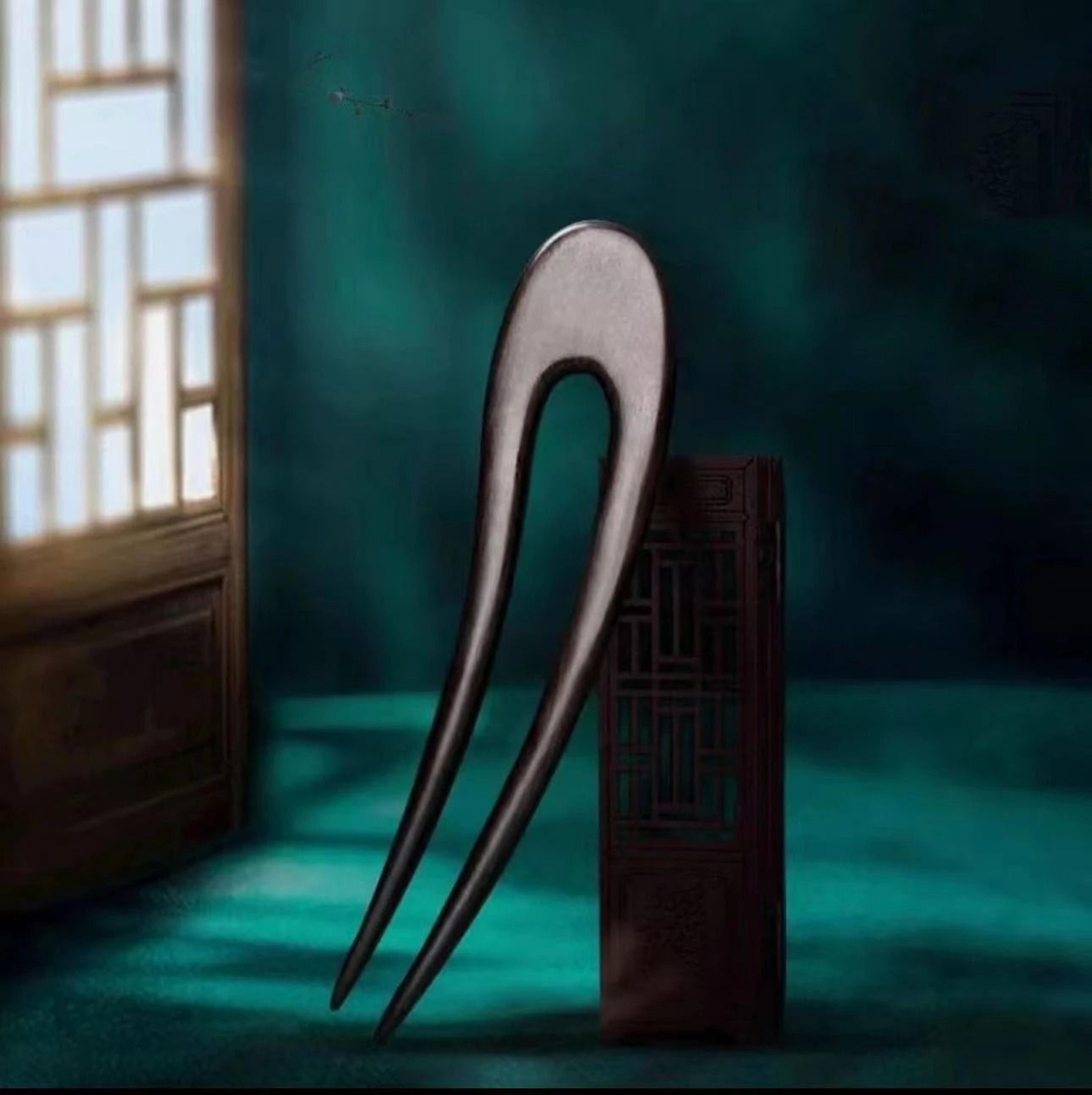 Wooden U Shaped Hair Stick 3