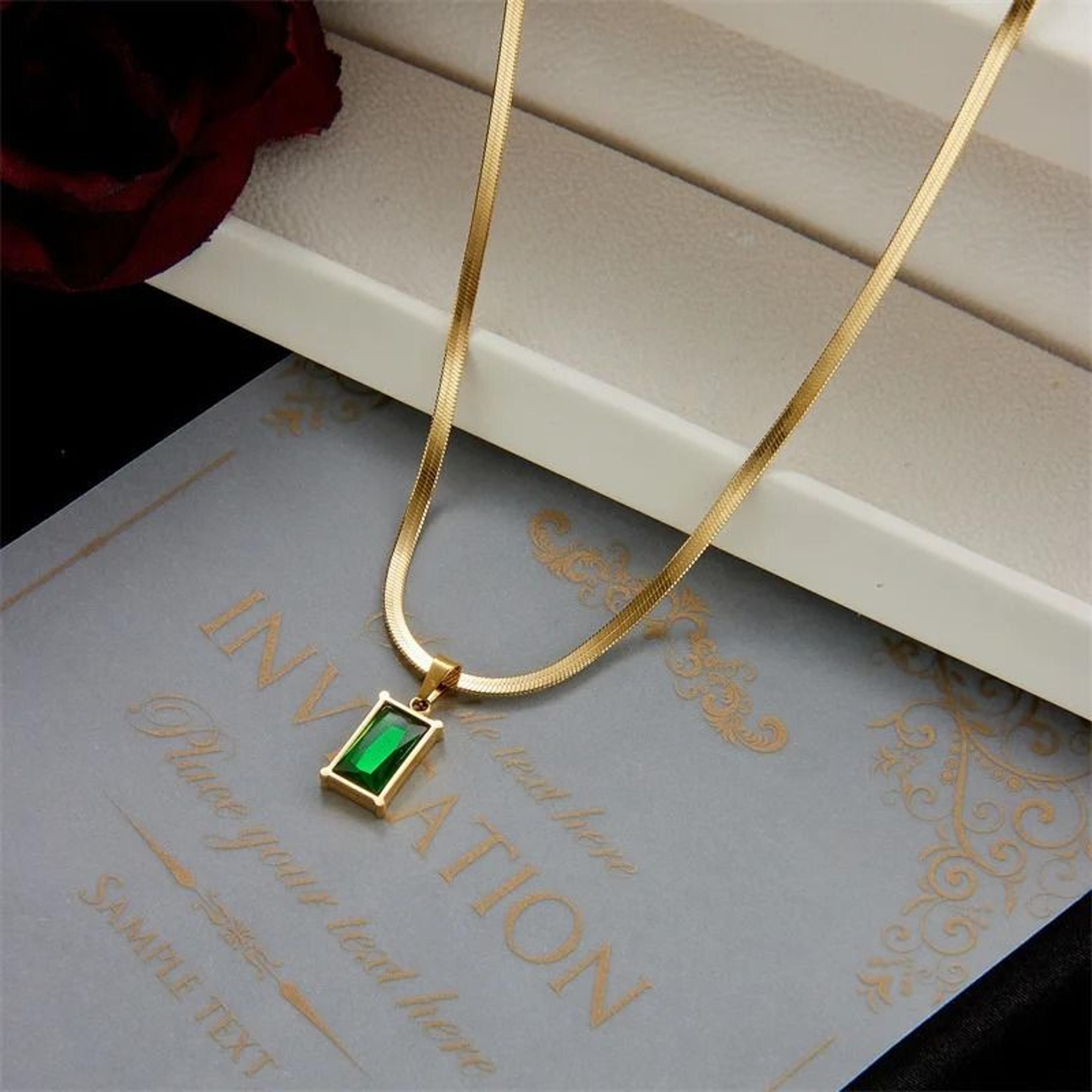 Green Crystal Zircon Pendant Necklace And Earrings Set 7