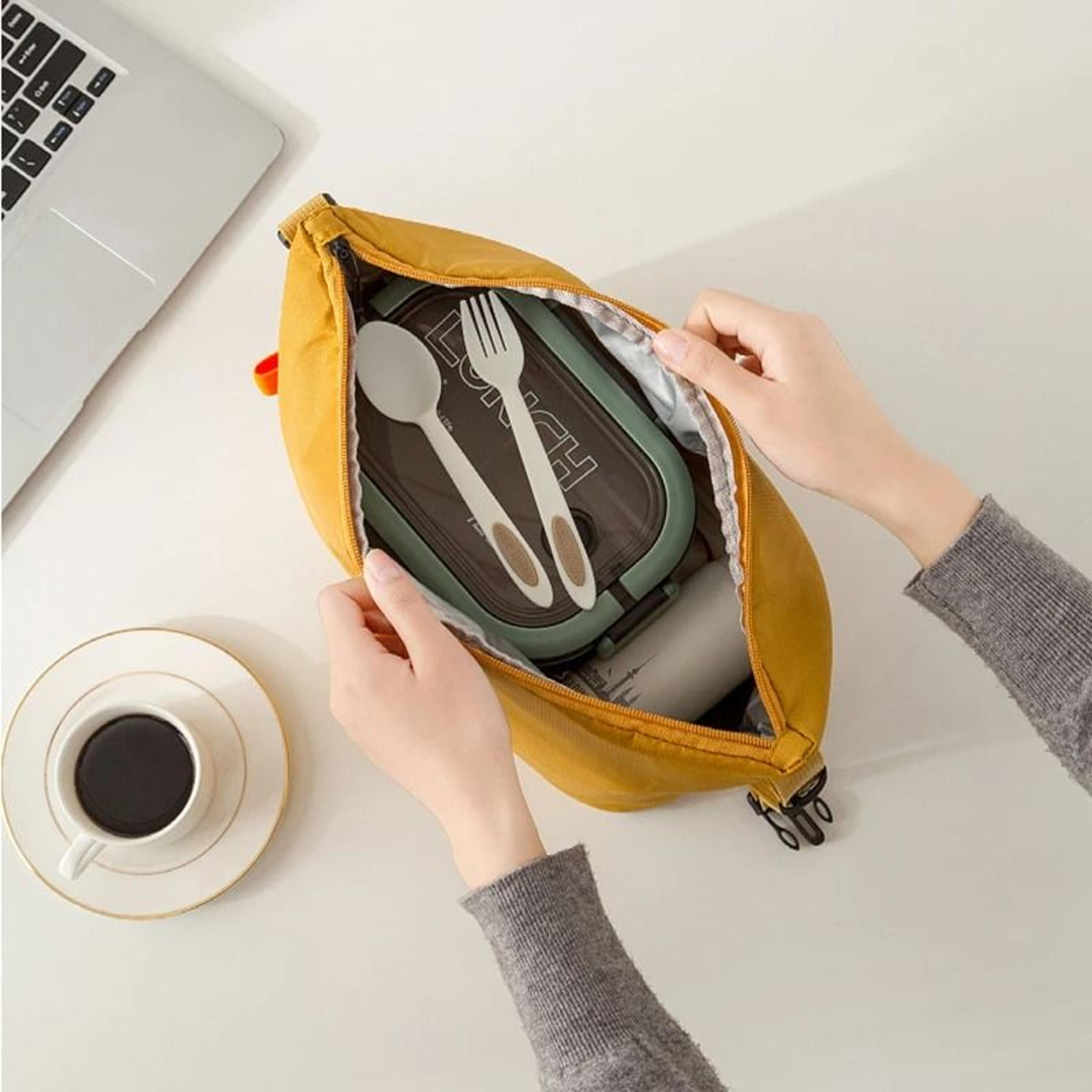 Insulated Lunch Pack With Aluminum Foil Lining 4