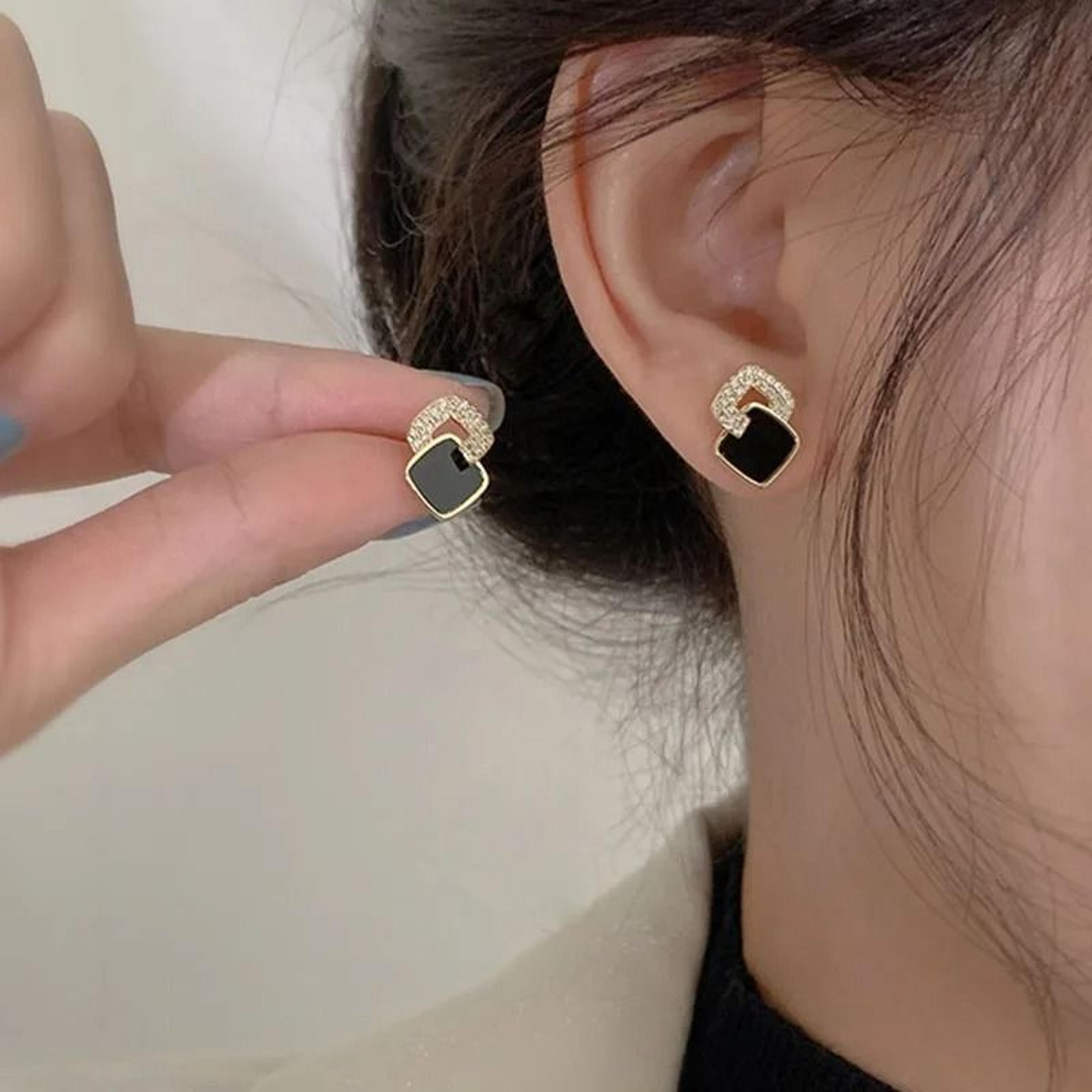 Black Zircon Square Stud Earrings  Shiny Geometric Statement Jewelry For Women 1