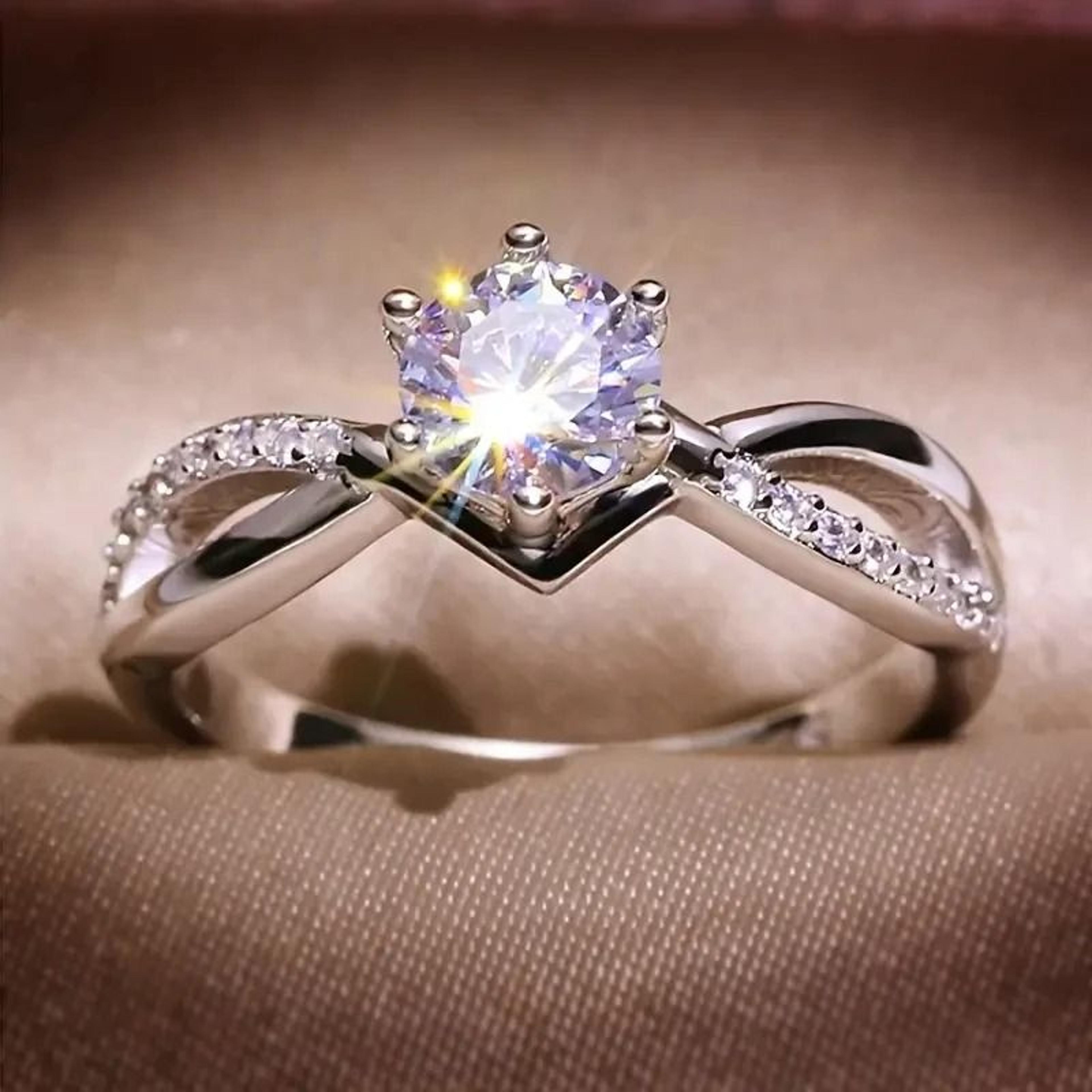 Zirconia Six Claw Elegant Ring For Women 7