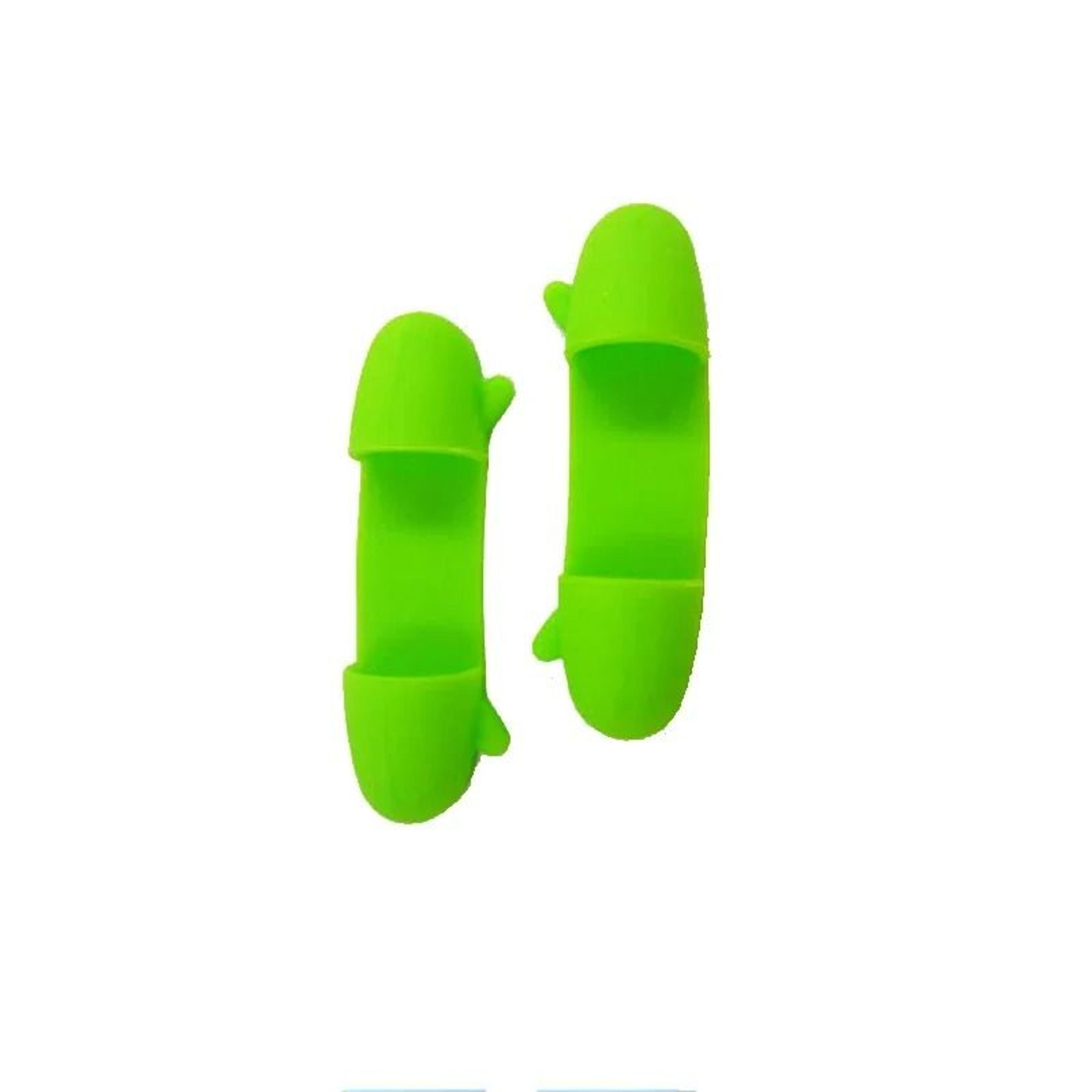 Silicone Finger Pinch Mitts For Safe Cooking And Baking 2 Piece Set 9