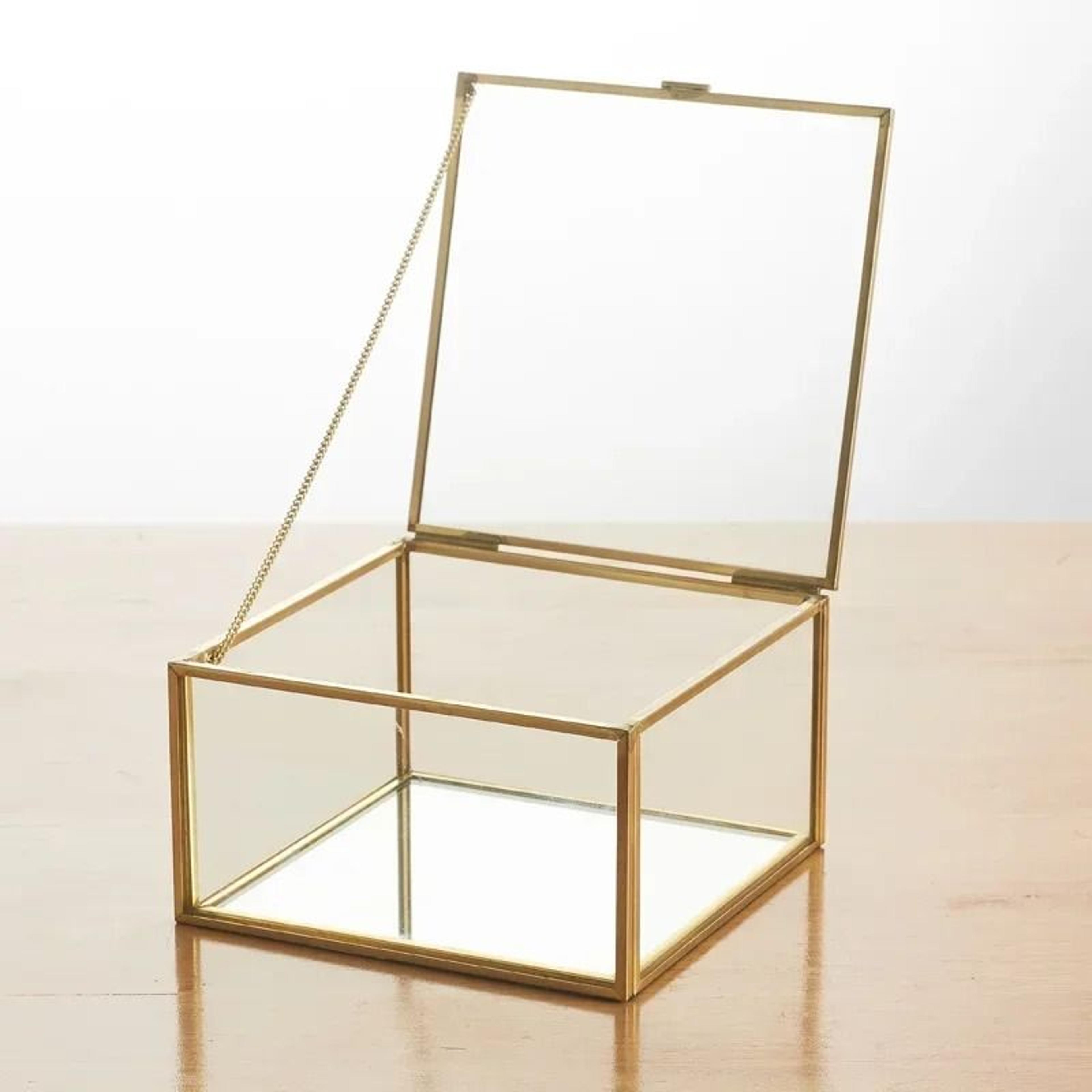 glass jewelry display box for keepsakes and decor