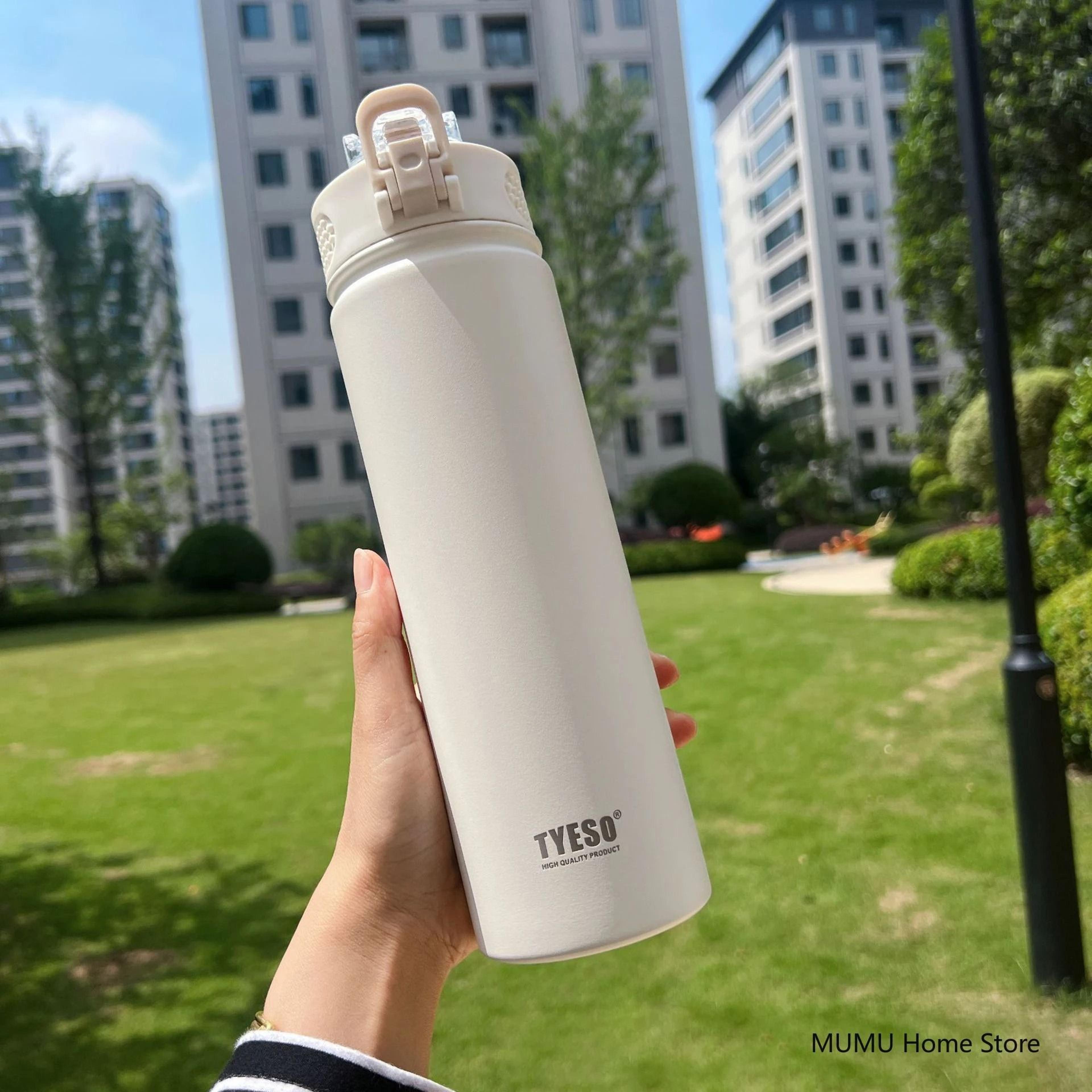 Stainless Steel Vacuum Thermos Bottle For Hot And Cold Drinks In 600 And 750 Ml Sizes 8