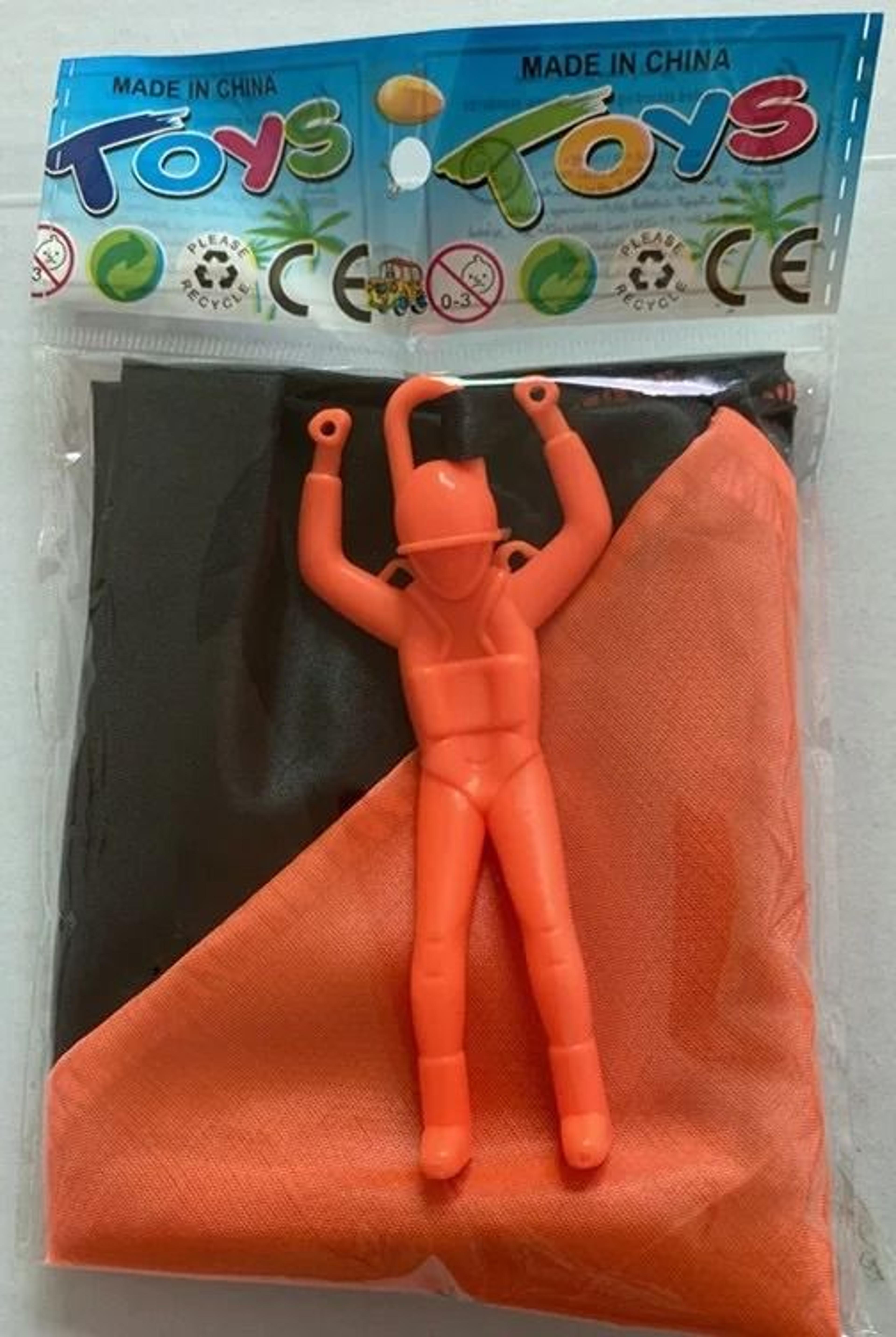 Kids Throwing Parachute Toy Set With Mini Soldier Figures For Outdoor Play 12