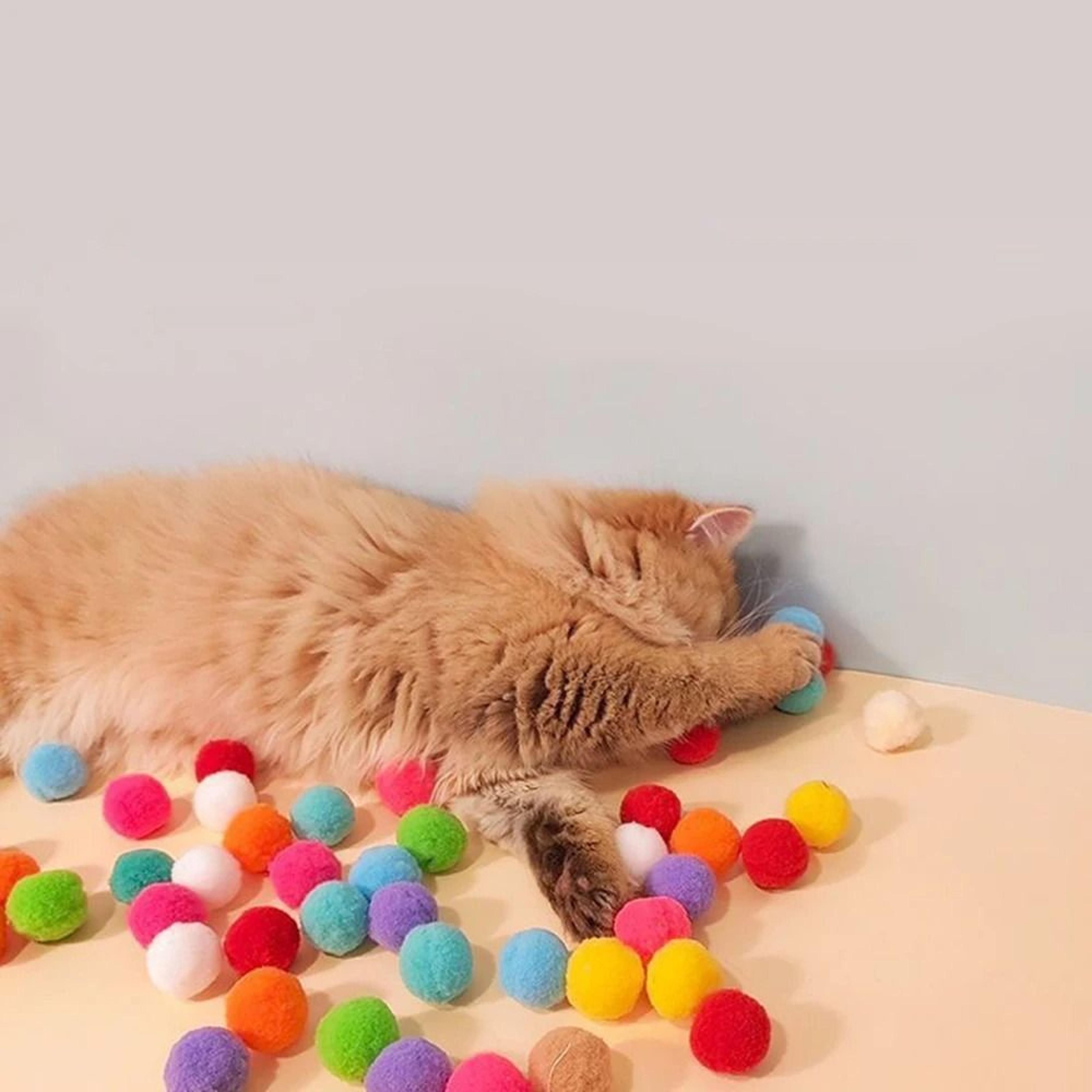 Interactive Cat Toy Ball Launcher Gun With Plush Bounce Balls Fun Indoor Play And Exercise Toy 4