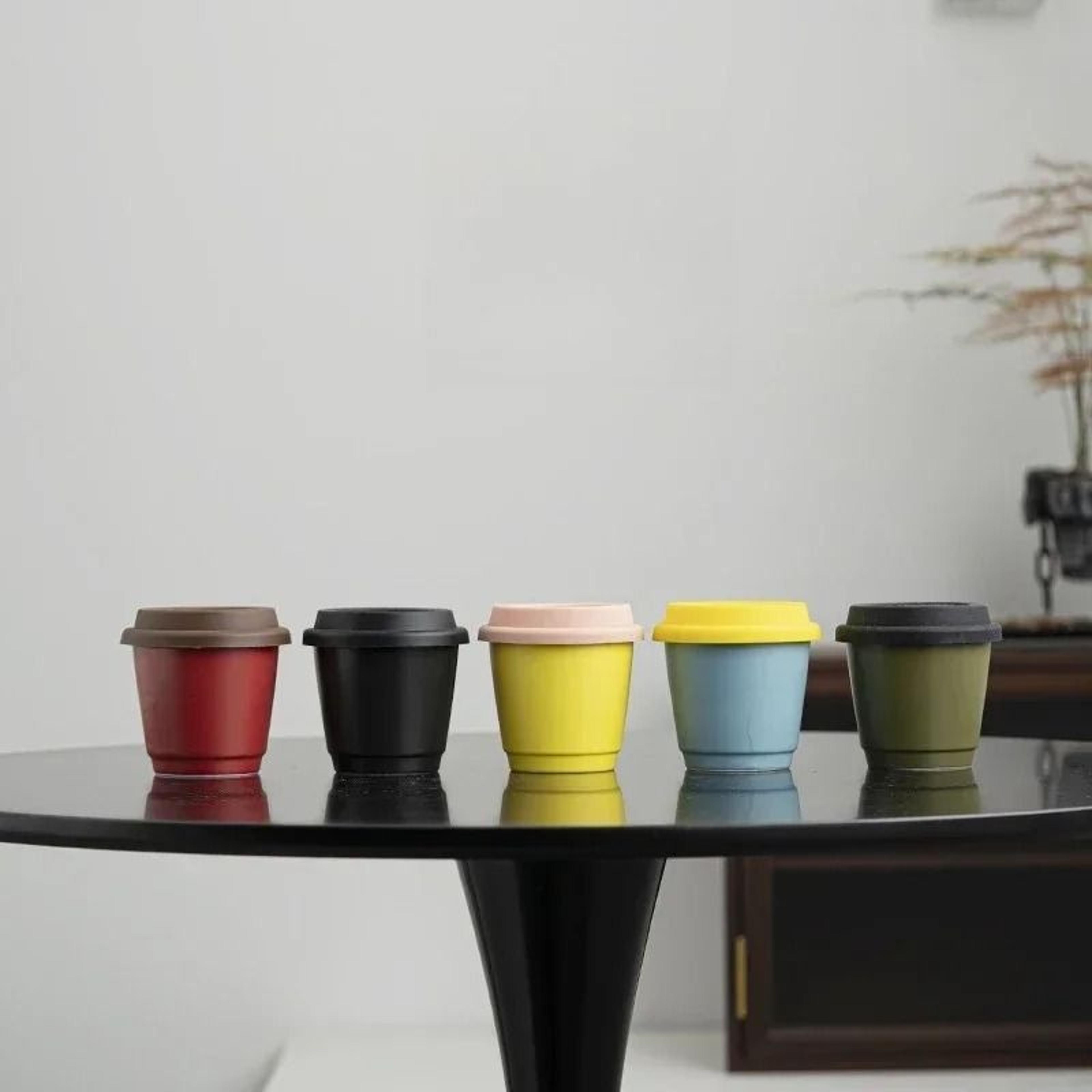 Small Niche Design Creative Ceramic Mug 1