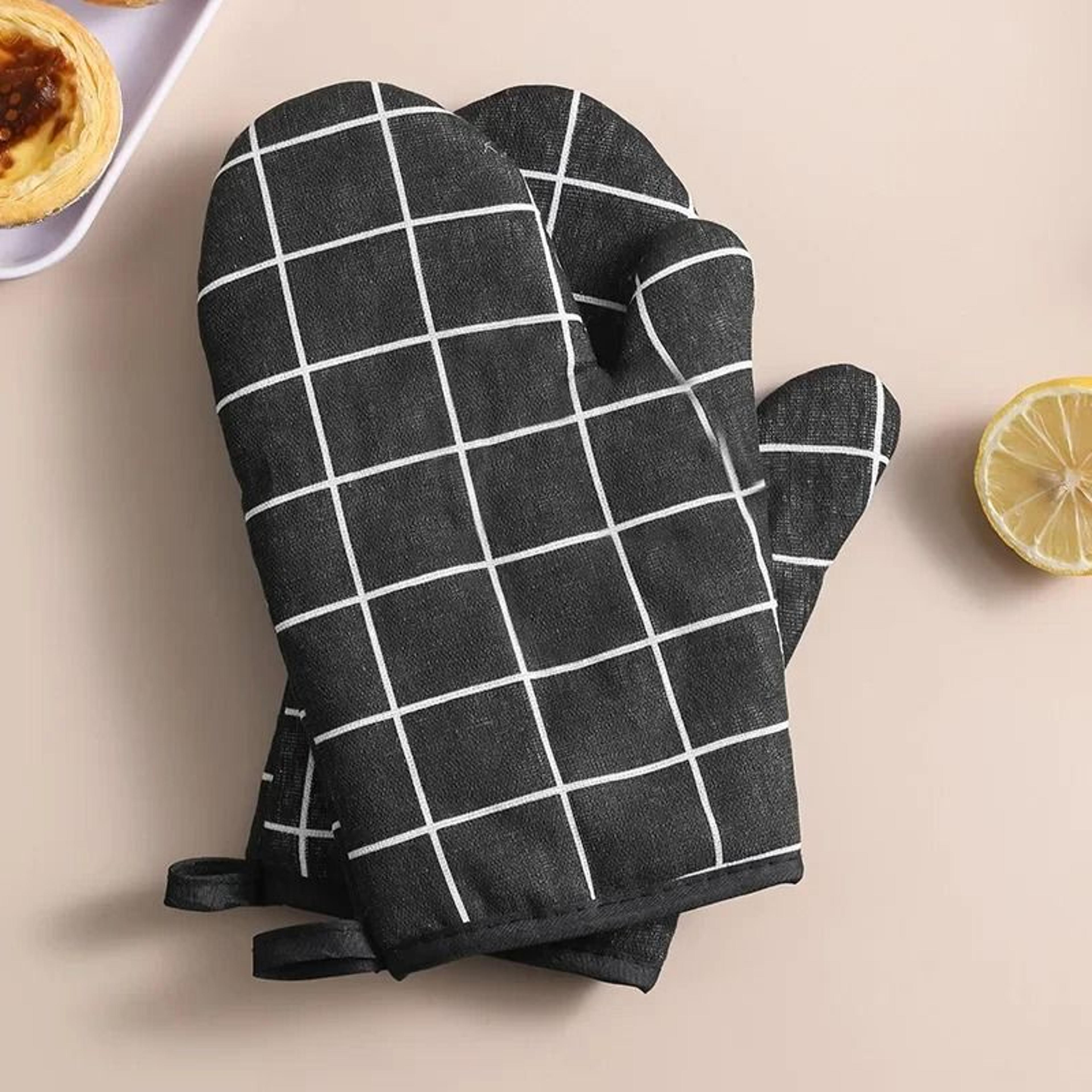 Premium Insulated Kitchen Glove Set  HeatResistant Thickened Oven Mitts 7