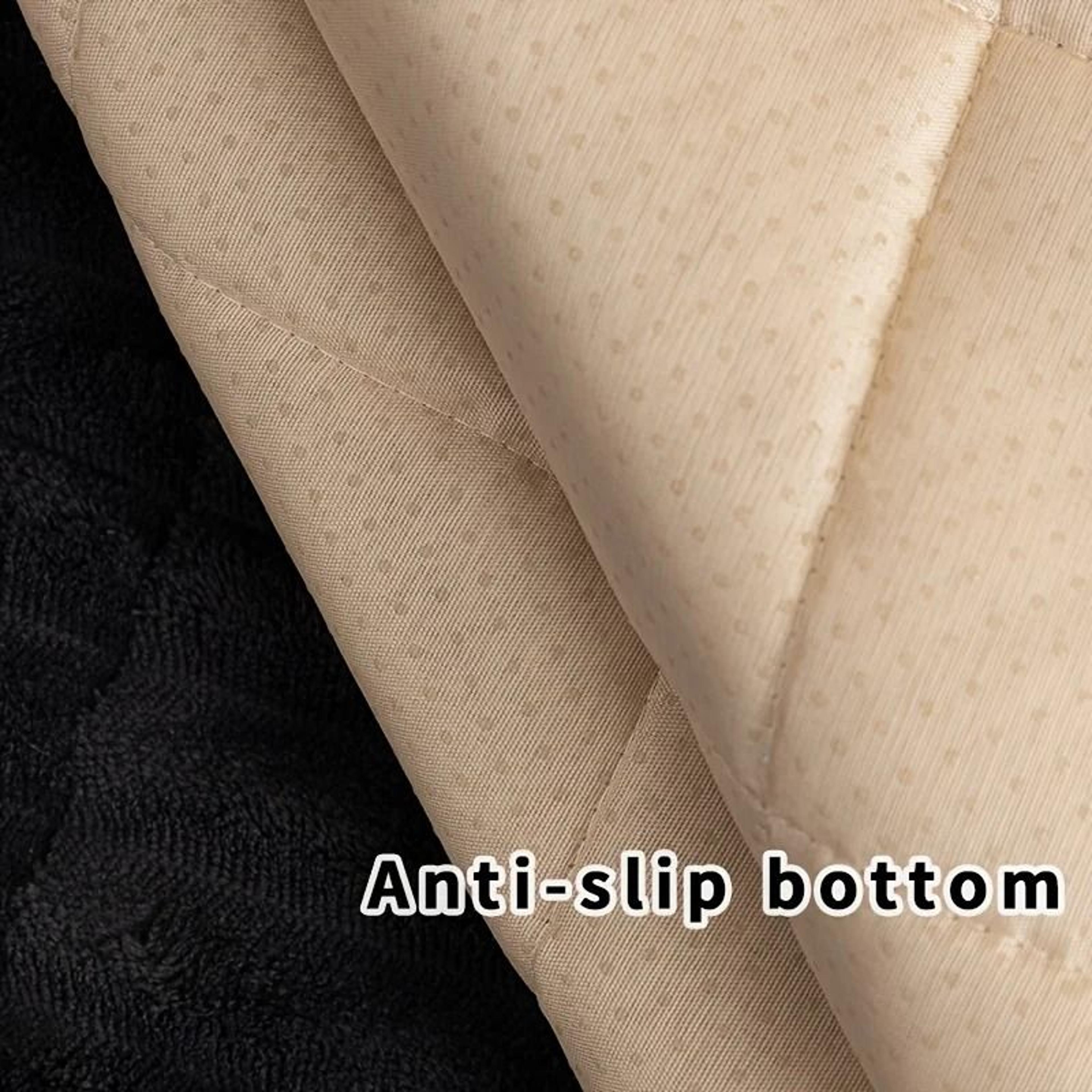 Universal HardBottom Dog Car Protector  HeavyDuty AntiSlip  AntiBite Travel Mat 5