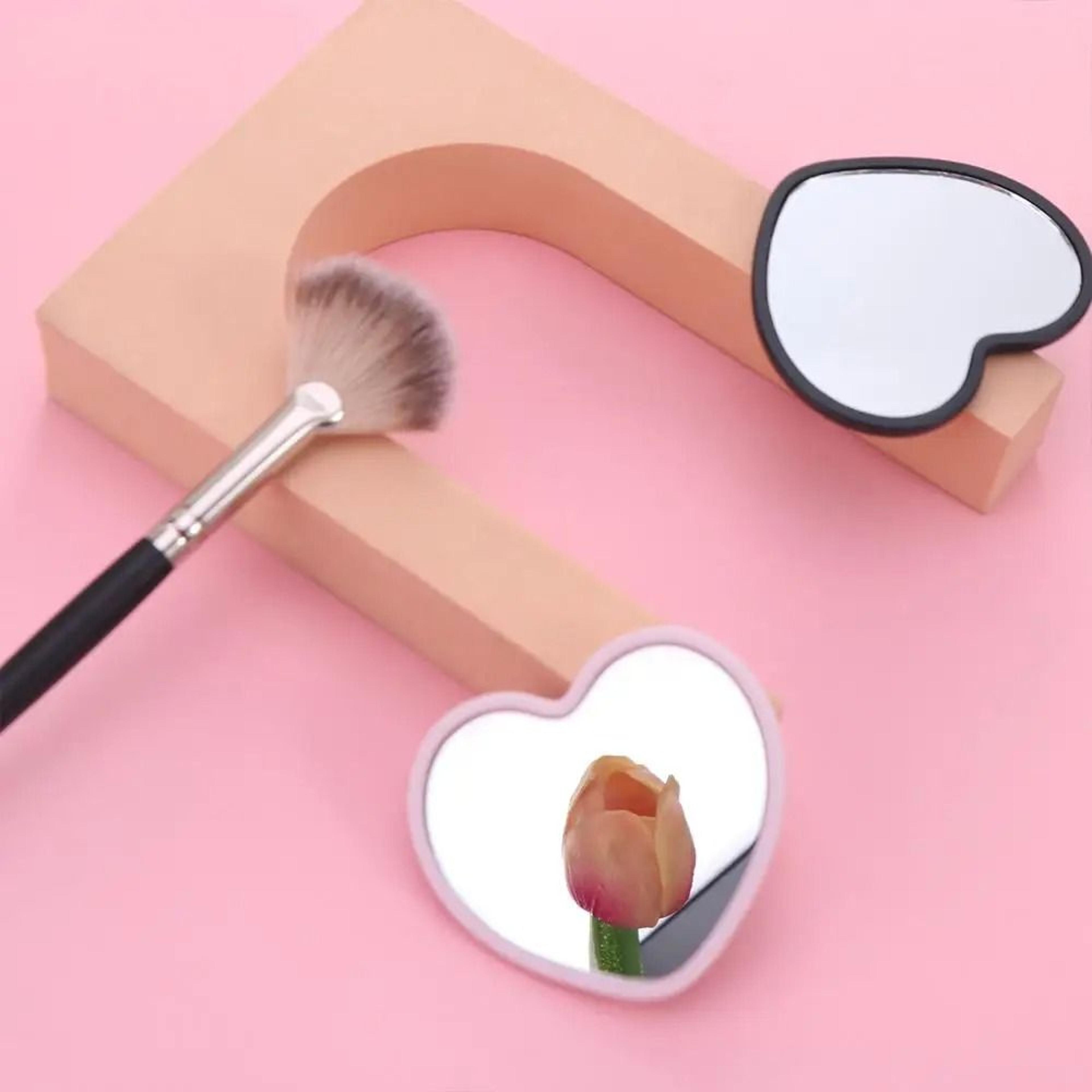 Charming HeartShaped Handheld Beauty Mirror 2