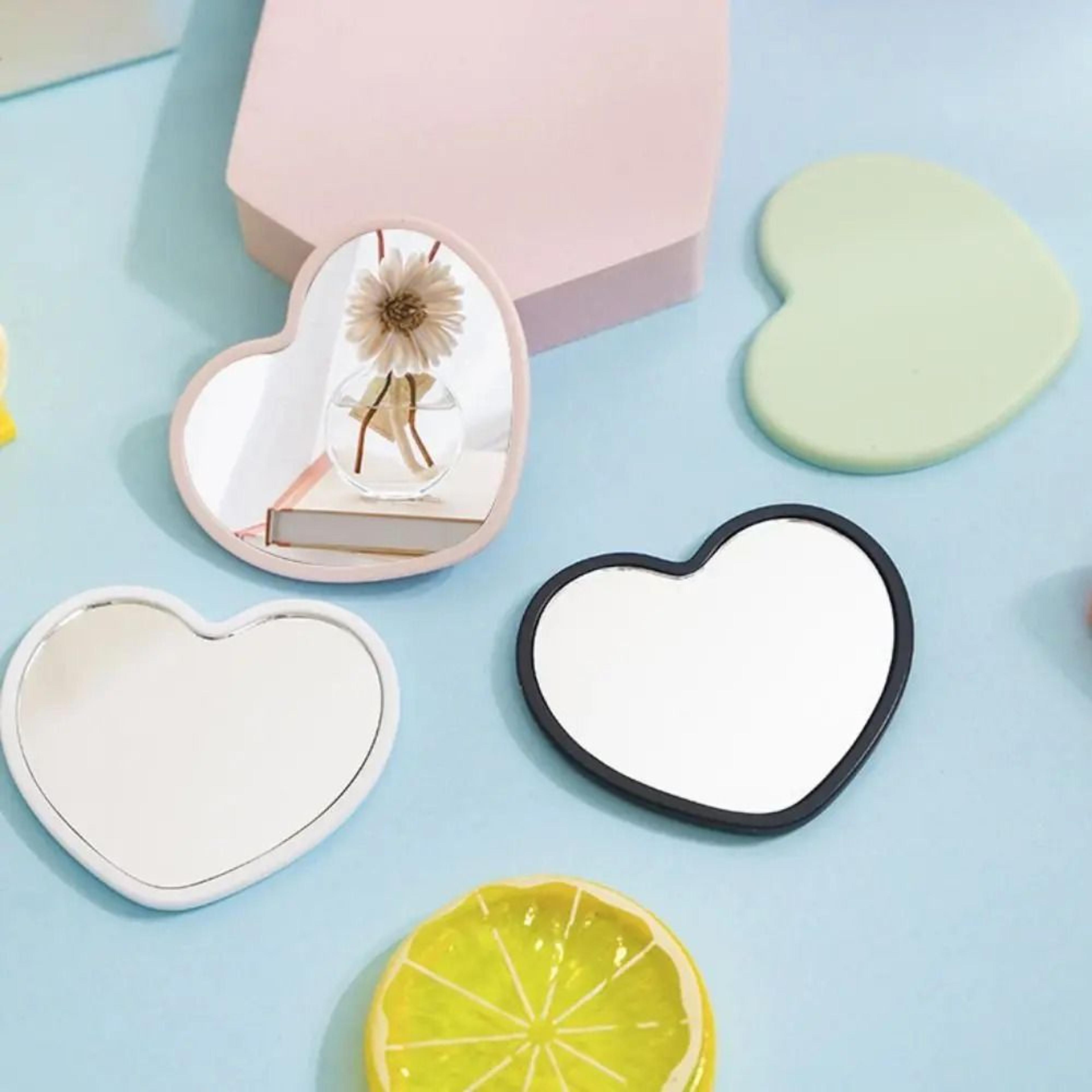 Charming HeartShaped Handheld Beauty Mirror 4