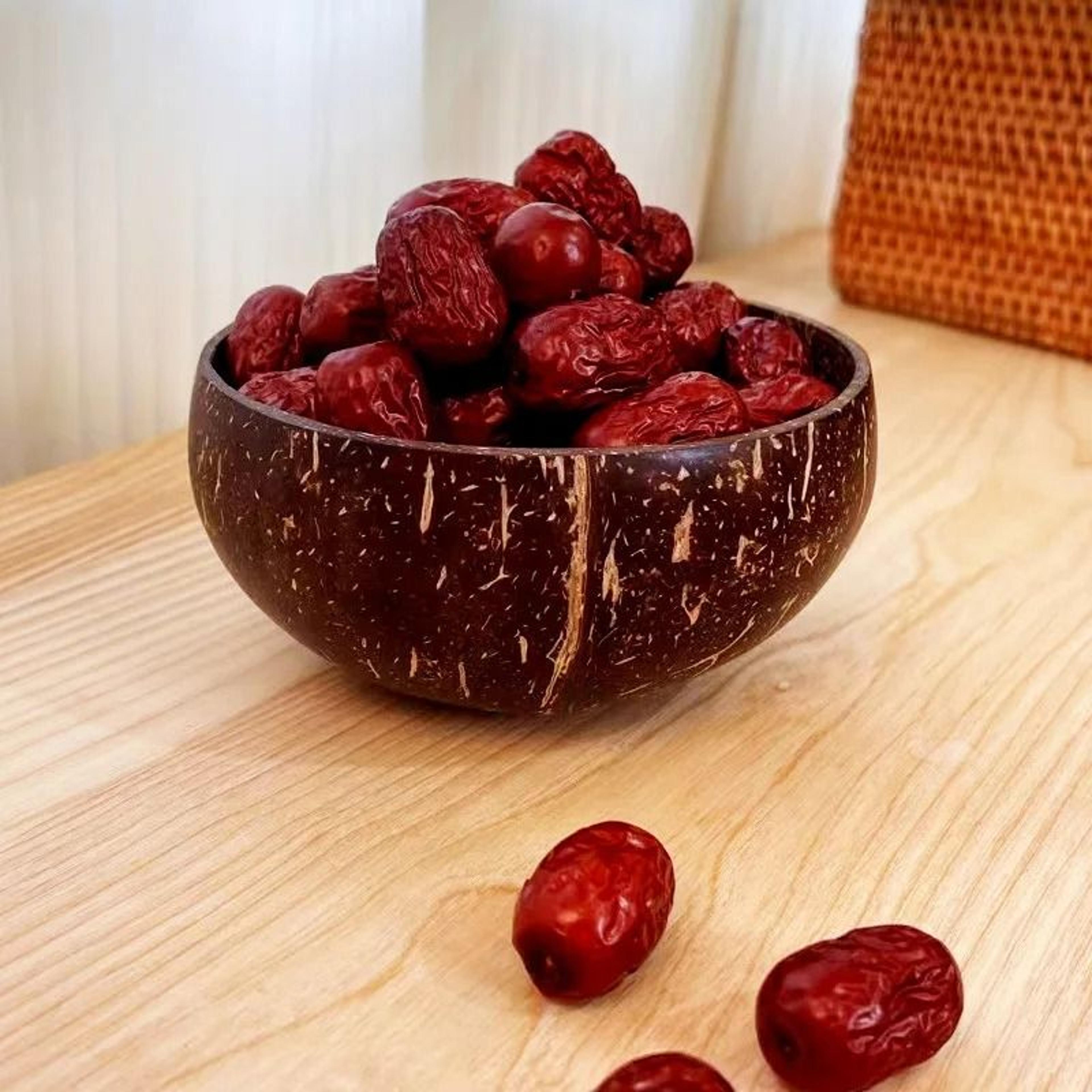 Natural Coconut Bowl Set  Handcrafted EcoFriendly Tableware  Spoon Set 4