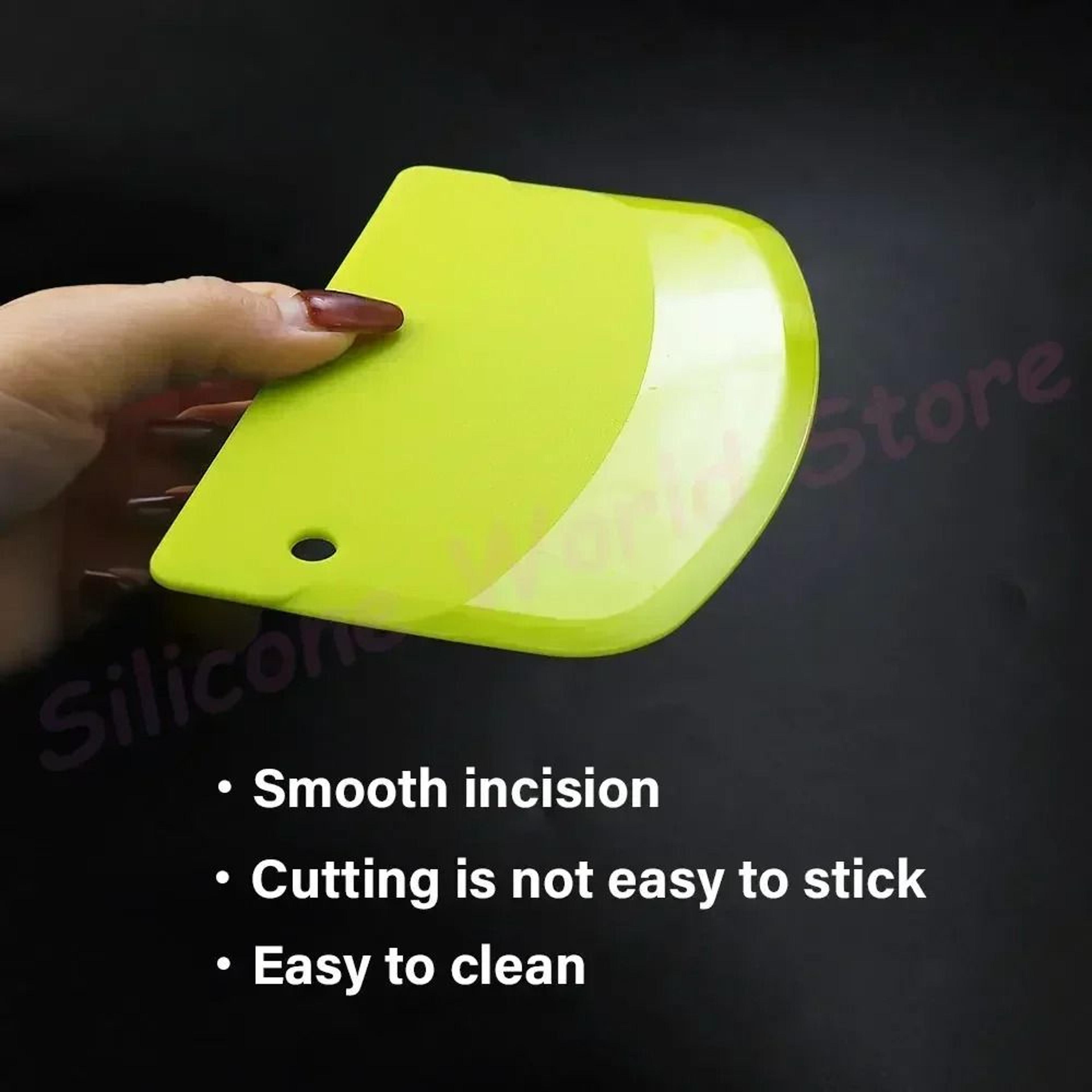 MultiPurpose Plastic Bench Scraper  Essential Flour Dough  Cake Cream Knife 4