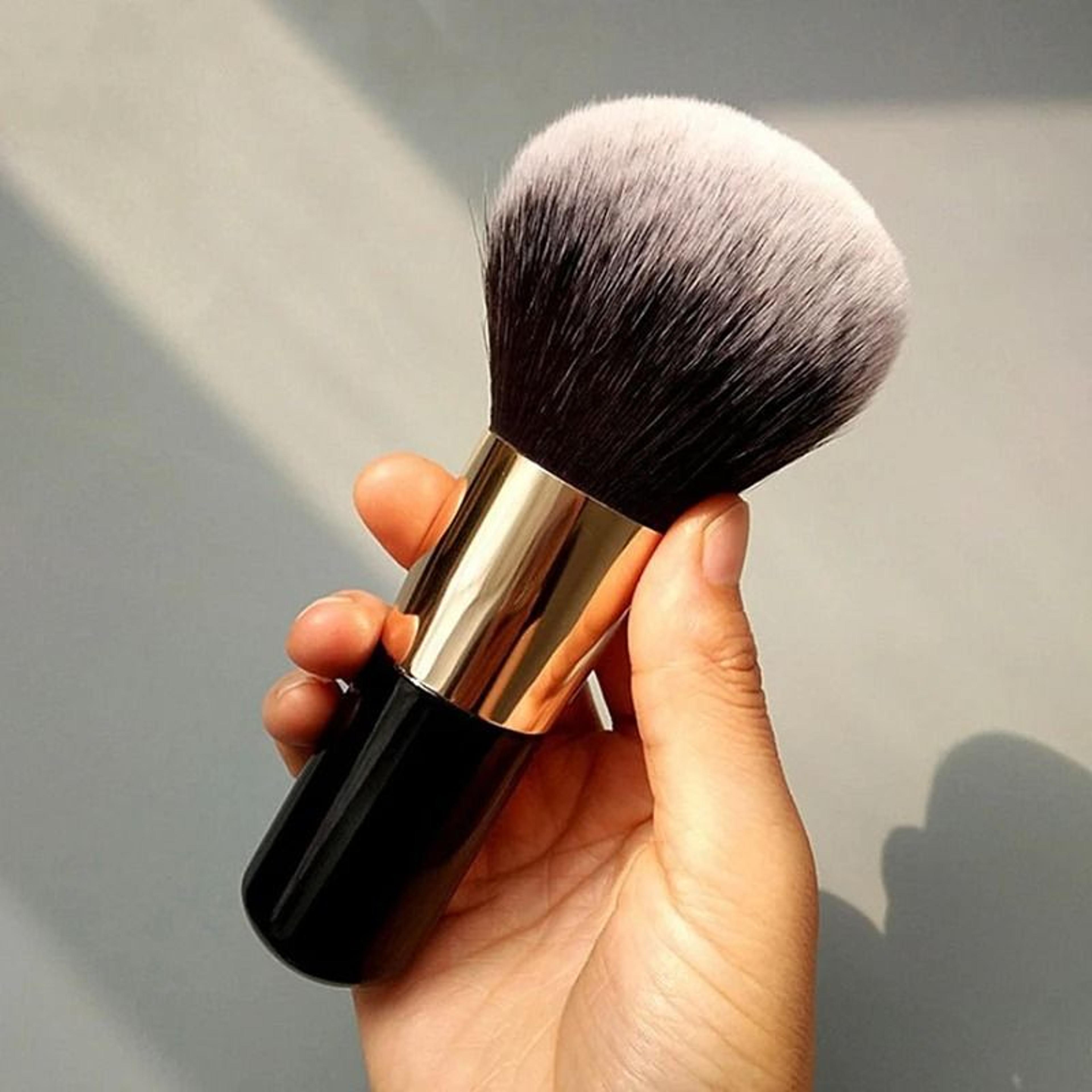 UltraSoft Big Size Makeup Brush  Flawless Foundation  Face Blush Tool 0