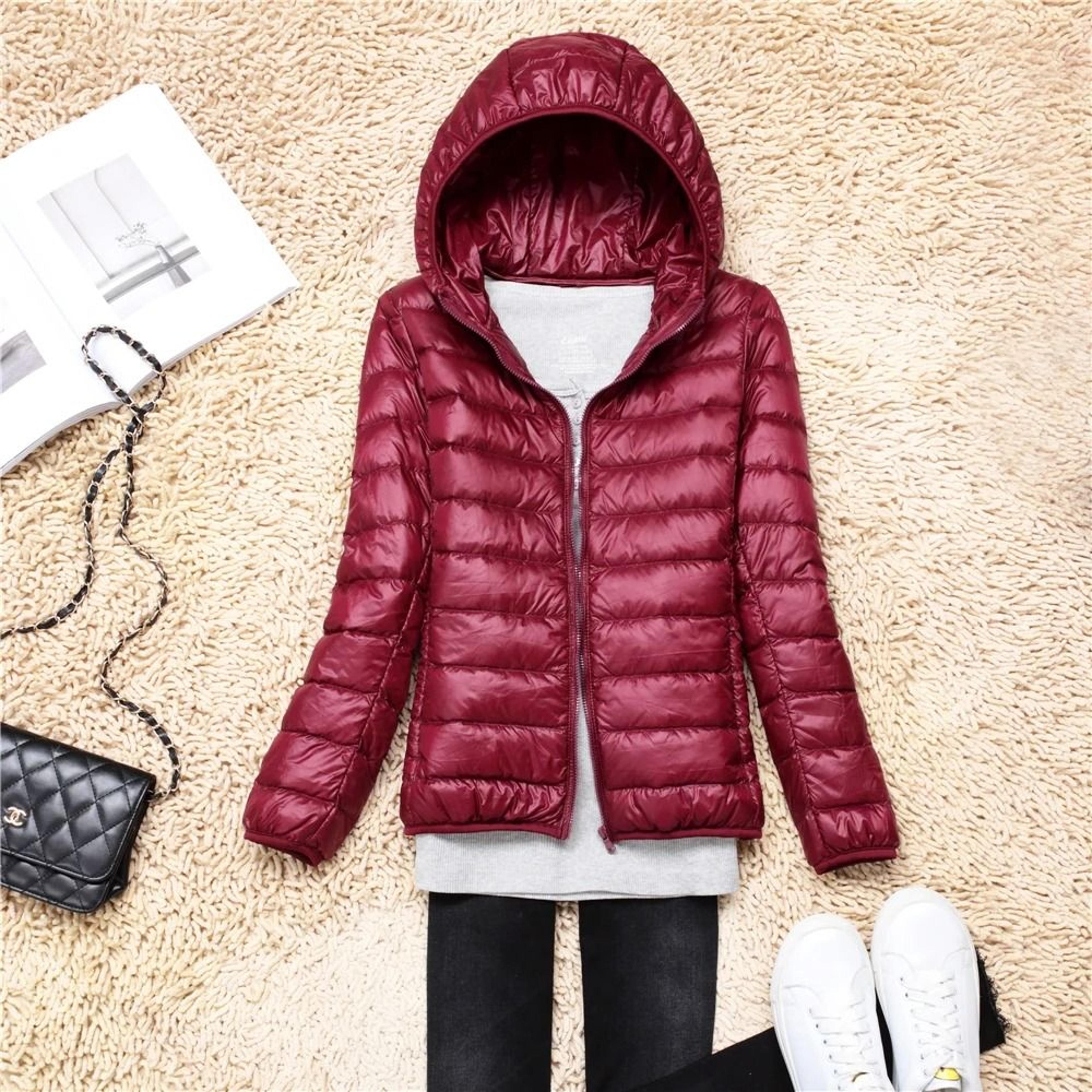 Ultra Lightweight Packable Hooded Puffer Jacket 16