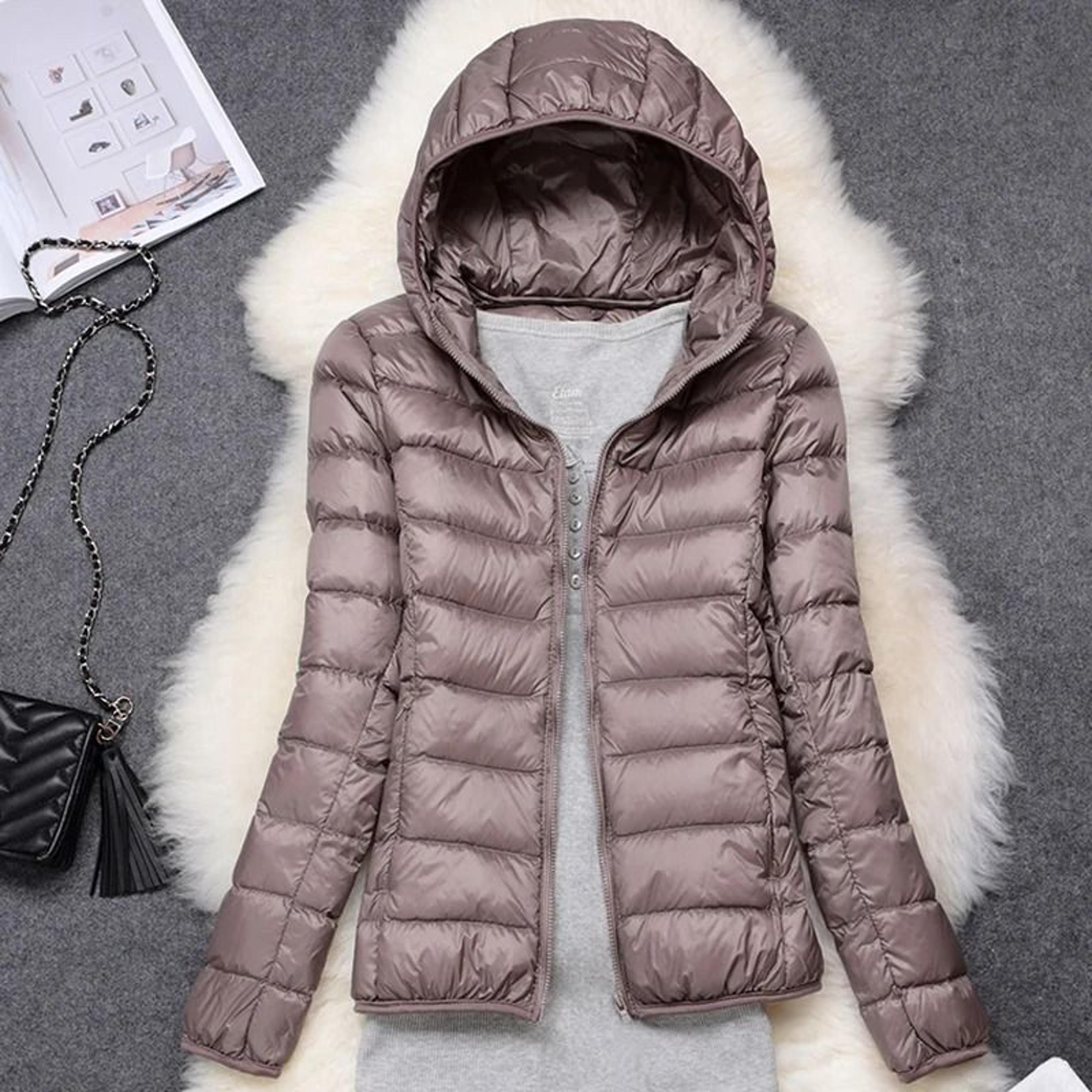 Ultra Lightweight Packable Hooded Puffer Jacket 4