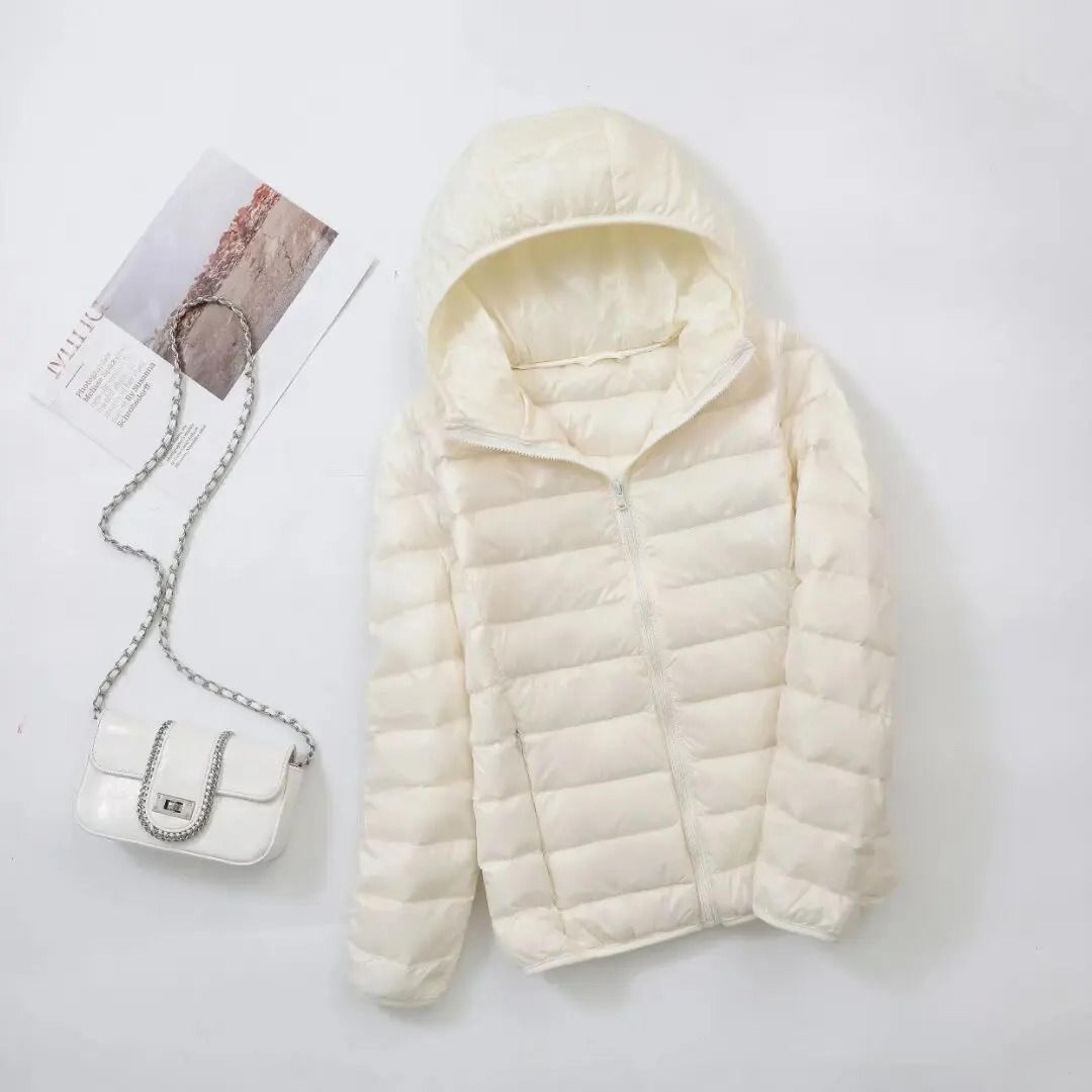 Ultra Lightweight Packable Hooded Puffer Jacket 5