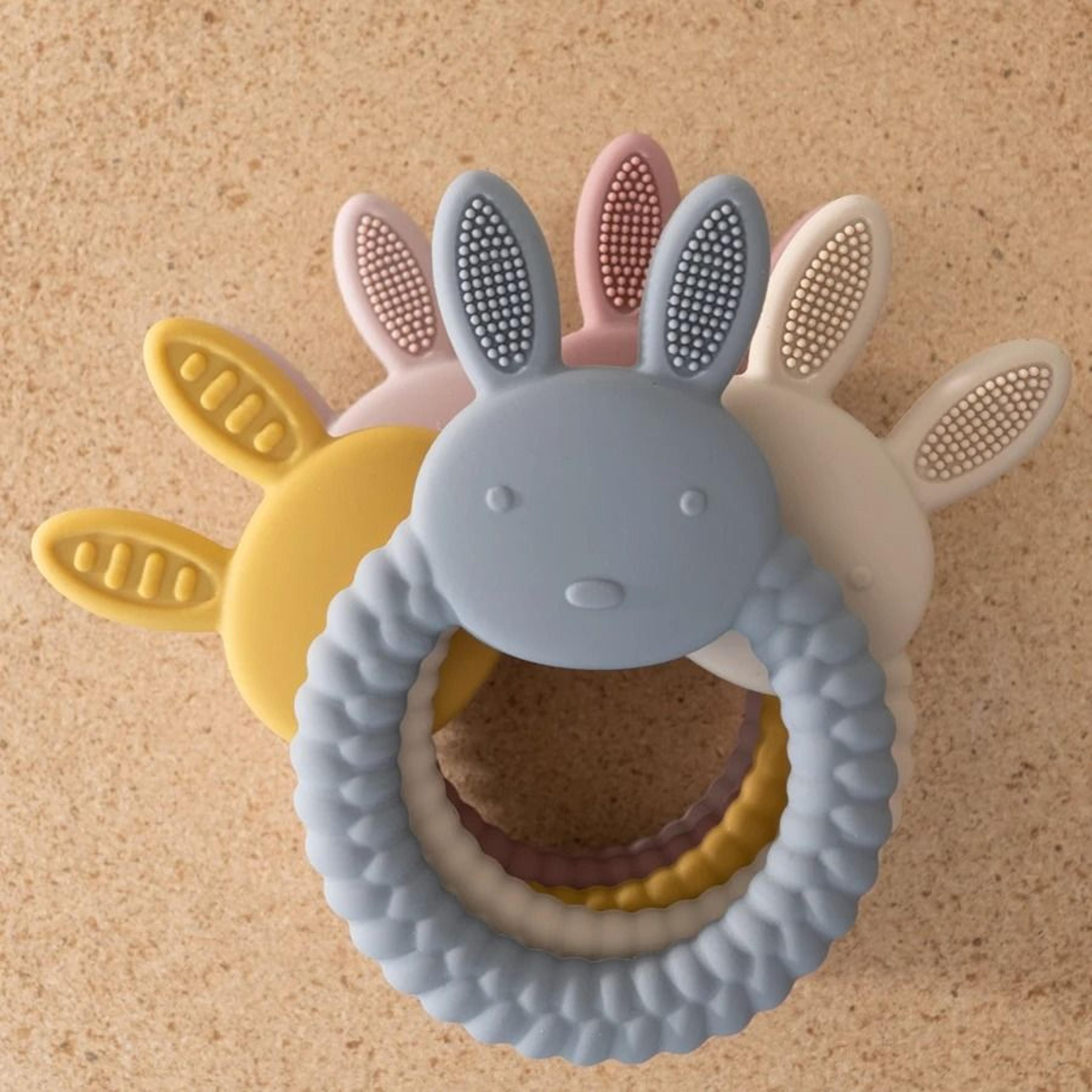 Elite Cottontail Comfort Silicone Rabbit Teether 2