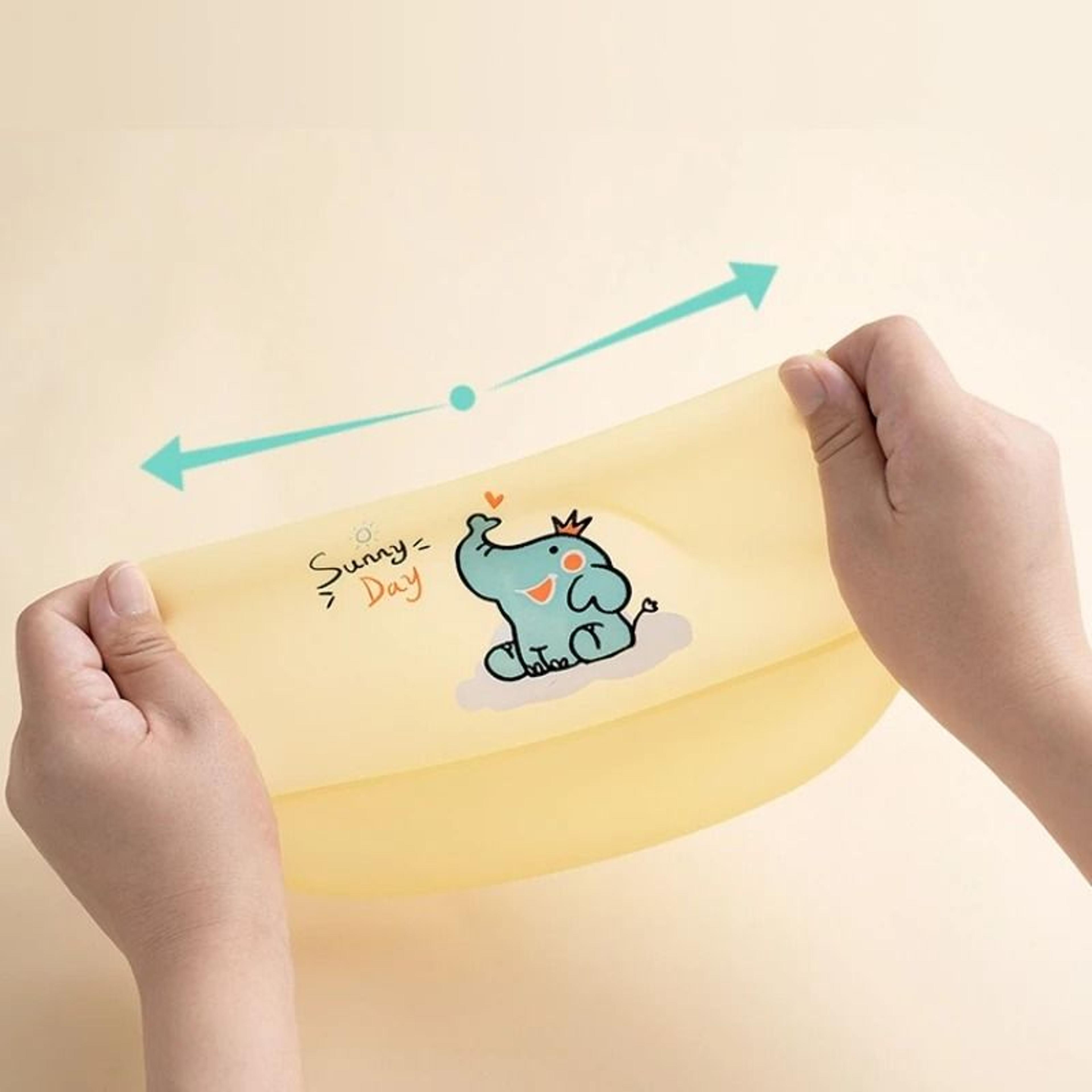 CrumbsAway Waterproof Silicone Bib 4