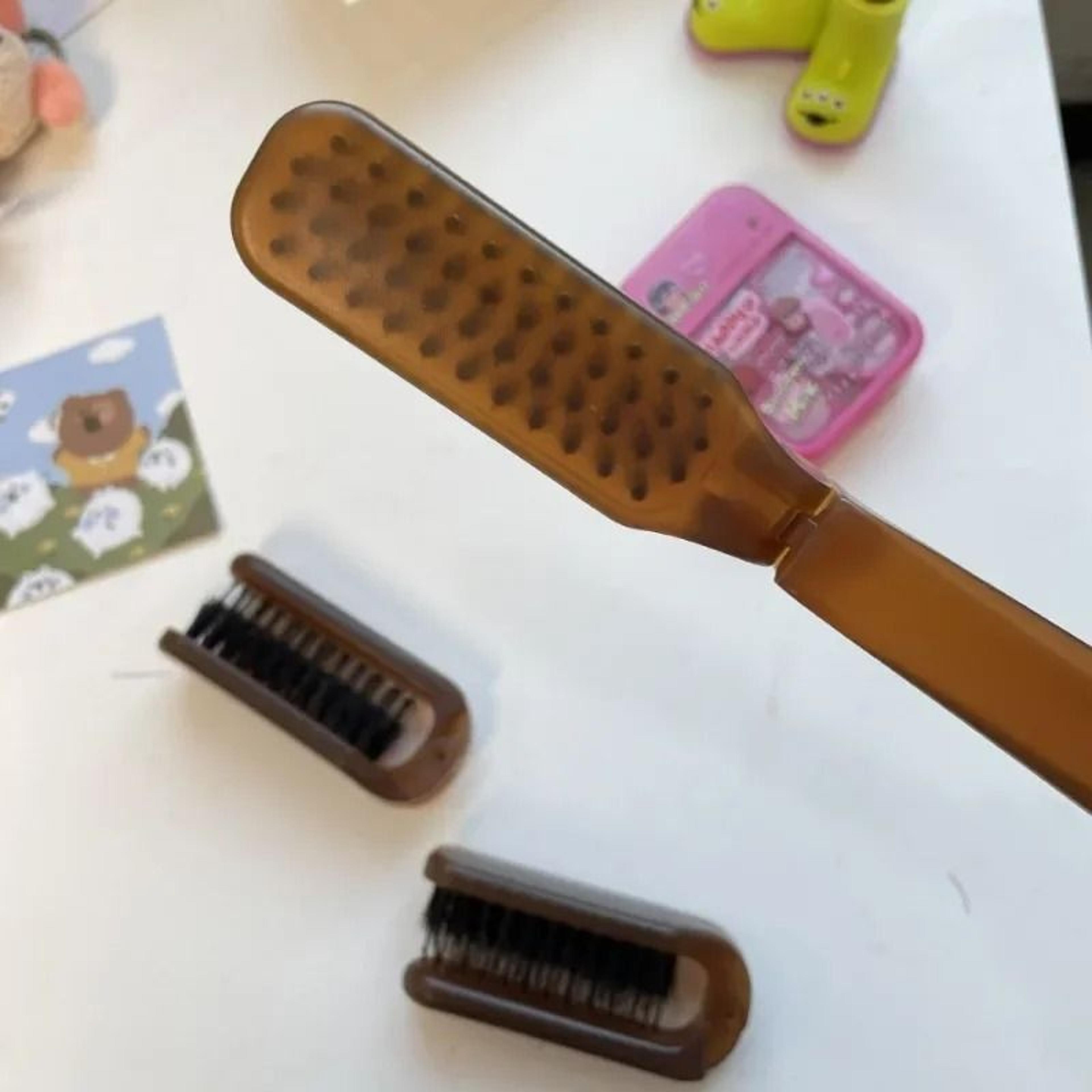 SilkGlide Boar Bristle Folding Brush 5