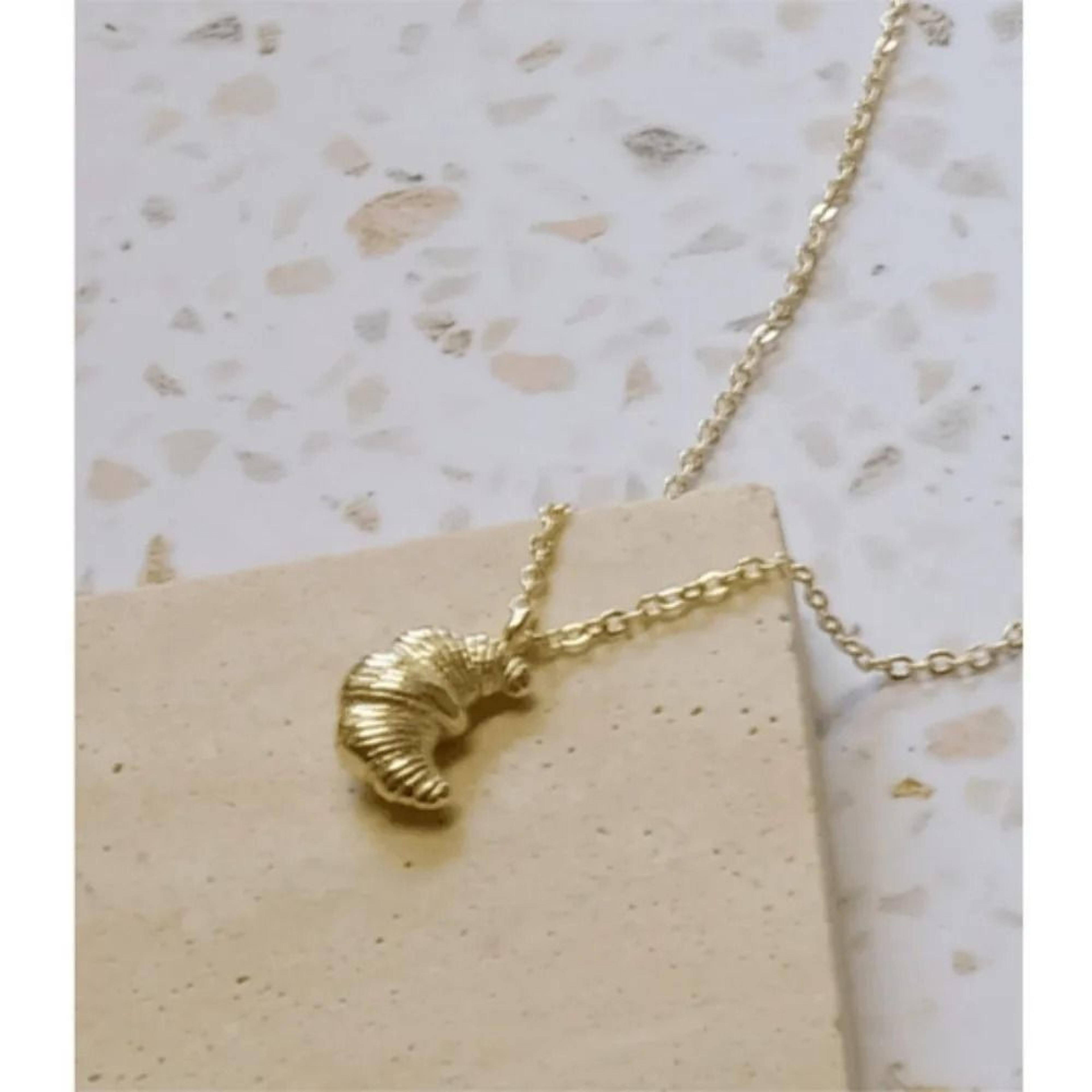 Artisan Geometric Croissant Pendant And Minimalist Gold Choker 4
