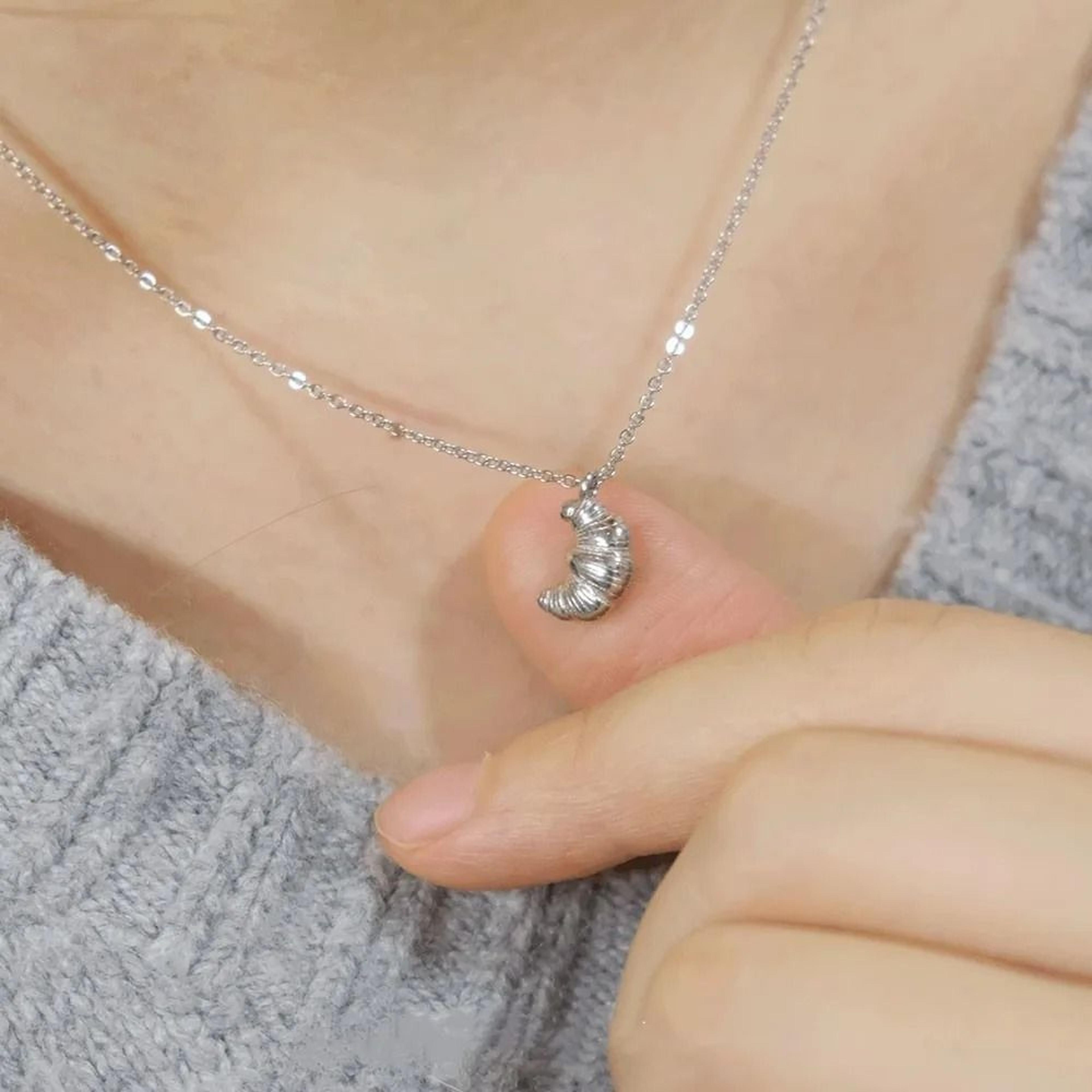 Artisan Geometric Croissant Pendant And Minimalist Gold Choker 7