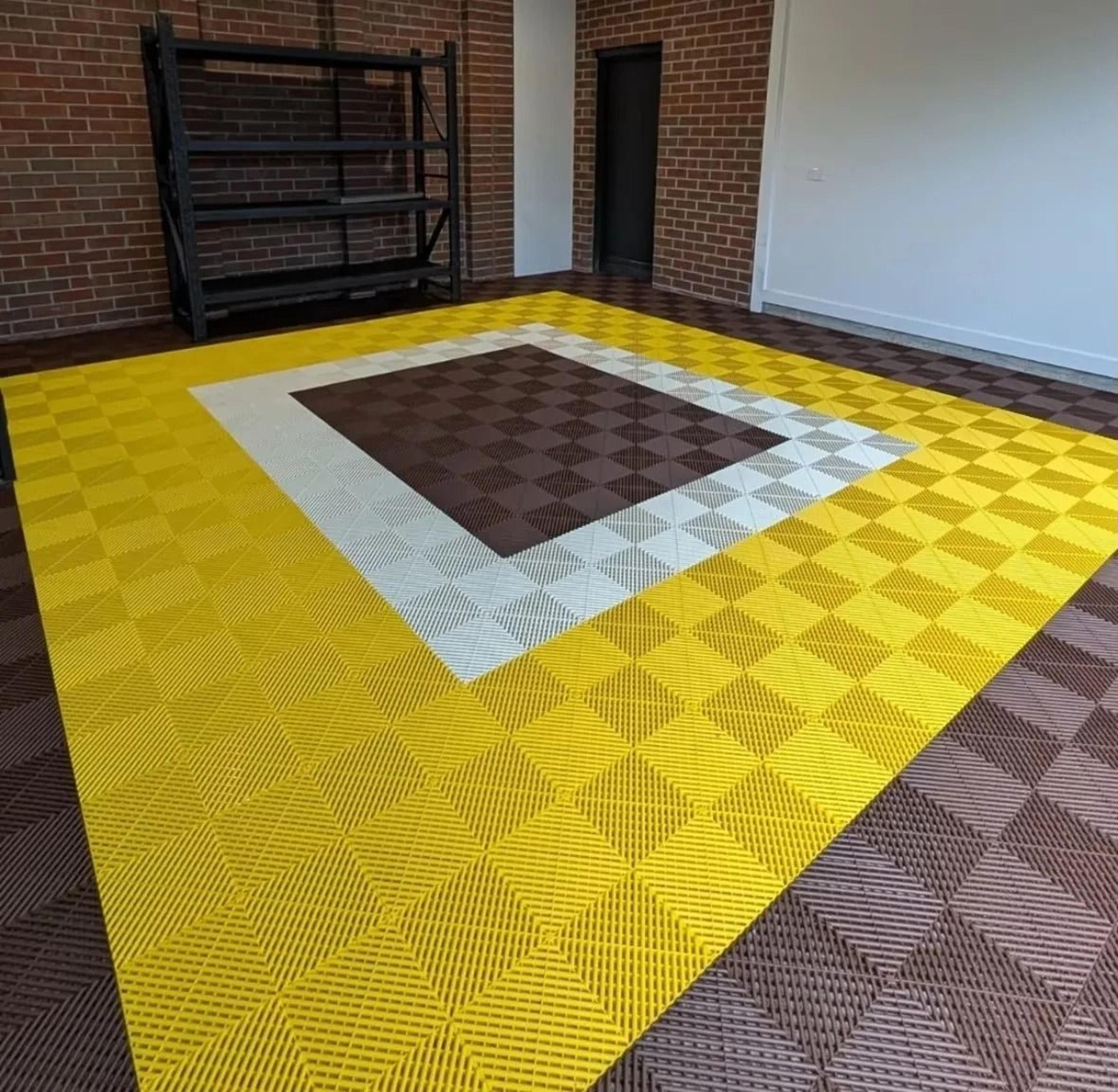 Professional Interlocking Garage Floor Tiles  Vented HeavyDuty Outdoor  Portable Event Flooring 3