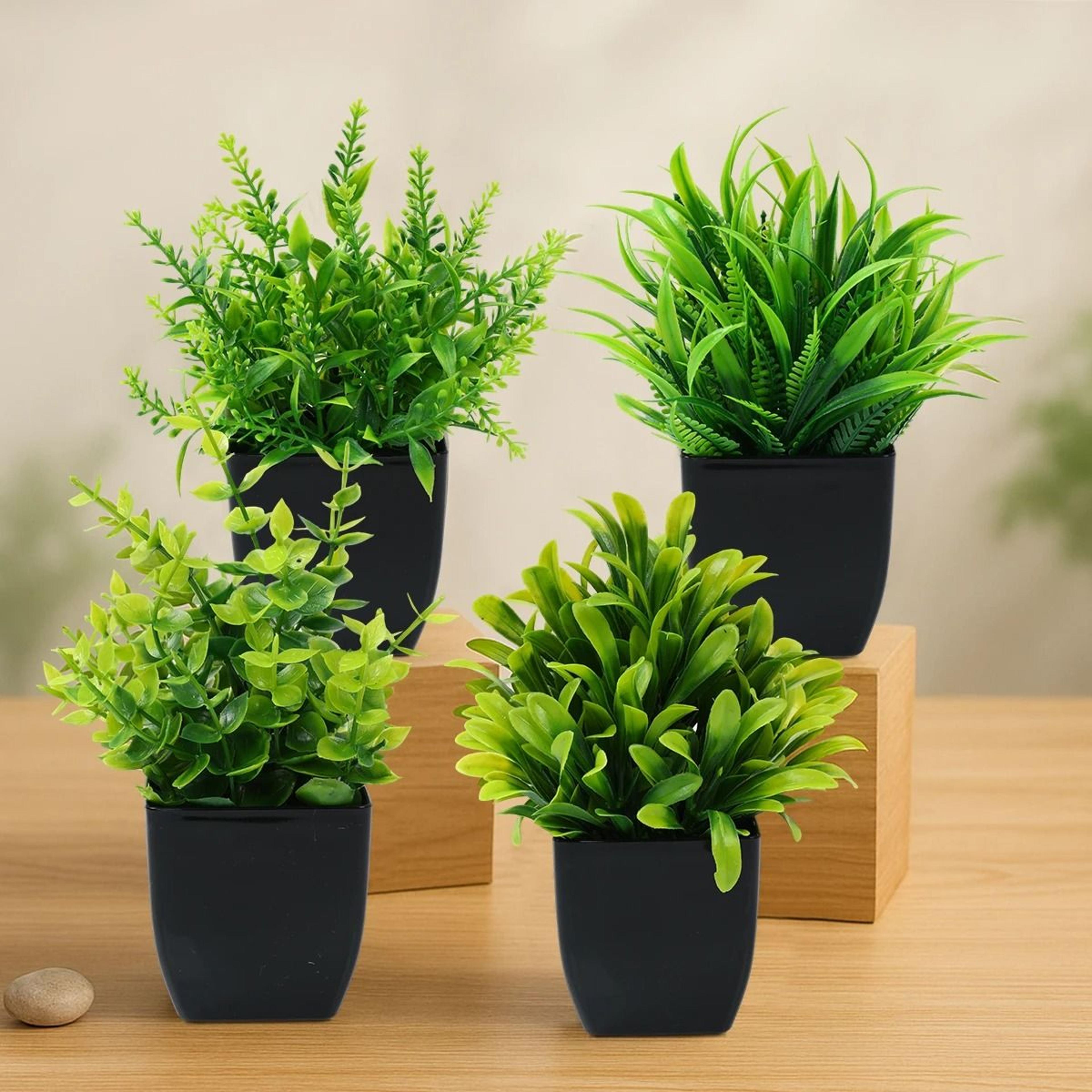 4Piece Artificial Miniature Potted Plant Set 0