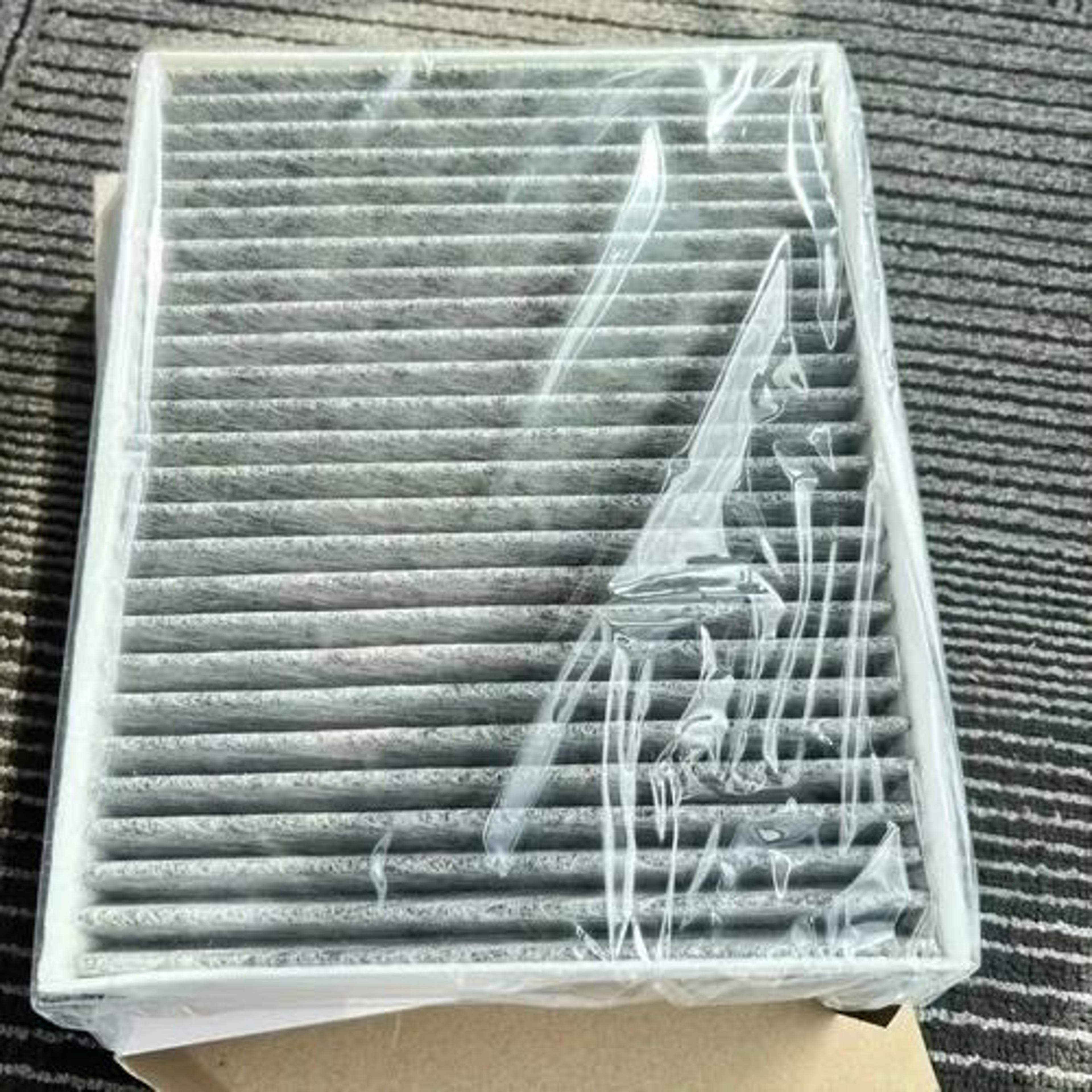 Premium Cabin Air Filter  Activated Carbon Filtration  Precision Fit For BMW 1 2 3 4 Series 3