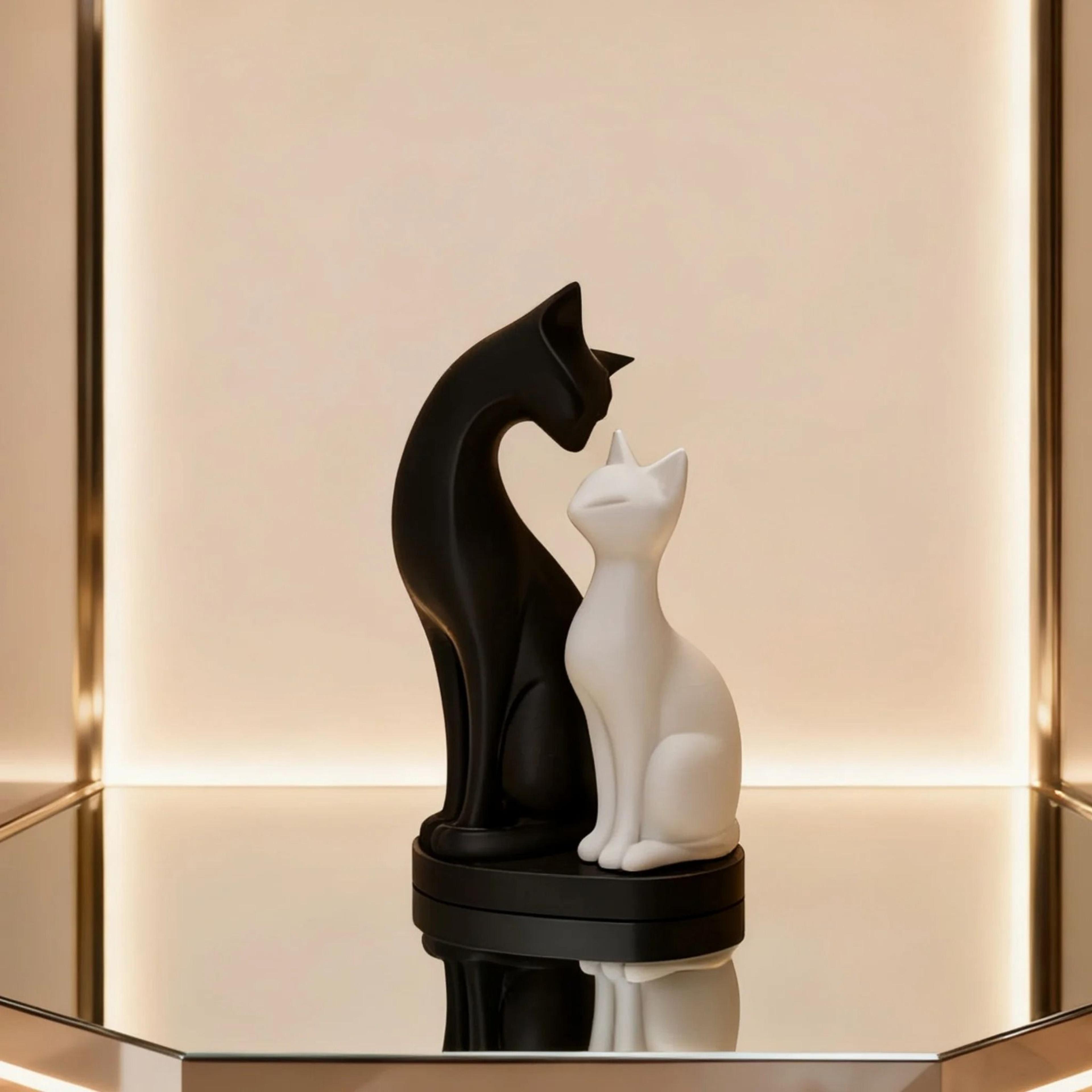 Elegant Silhouette Cat Sculptures  Modern Minimalist Feline Decor 1