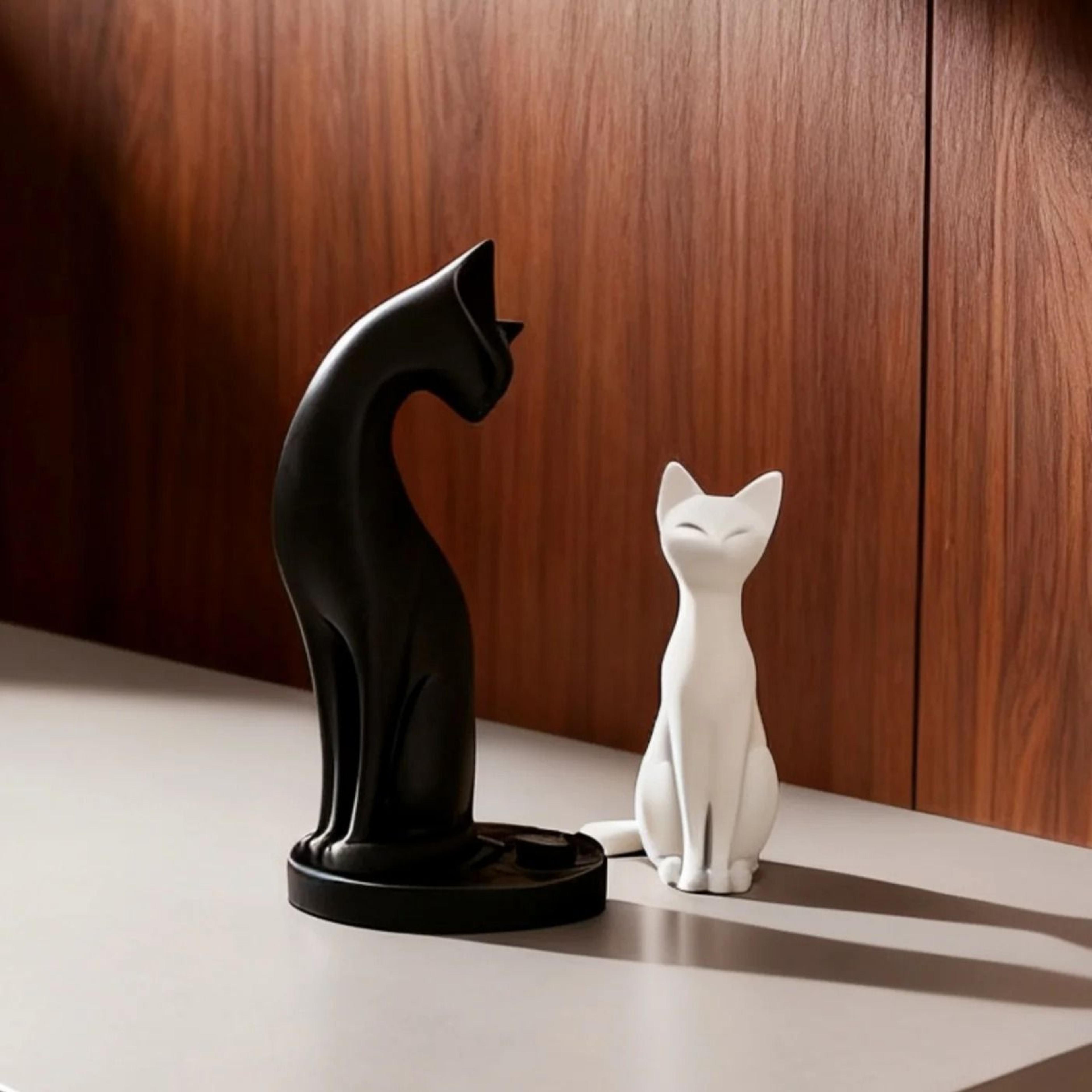 Elegant Silhouette Cat Sculptures  Modern Minimalist Feline Decor 2