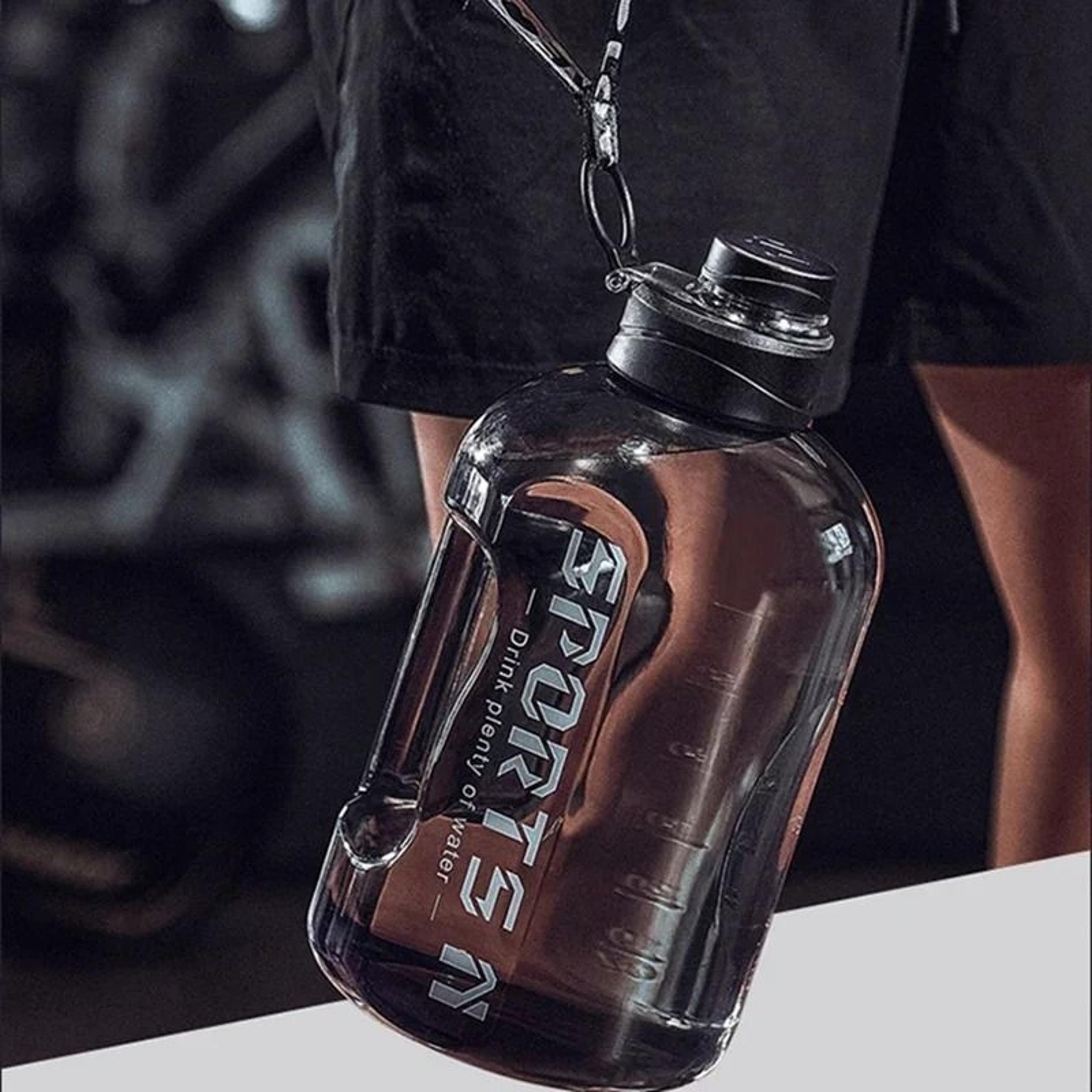 HighCapacity Athletic Hydration Vessel 2
