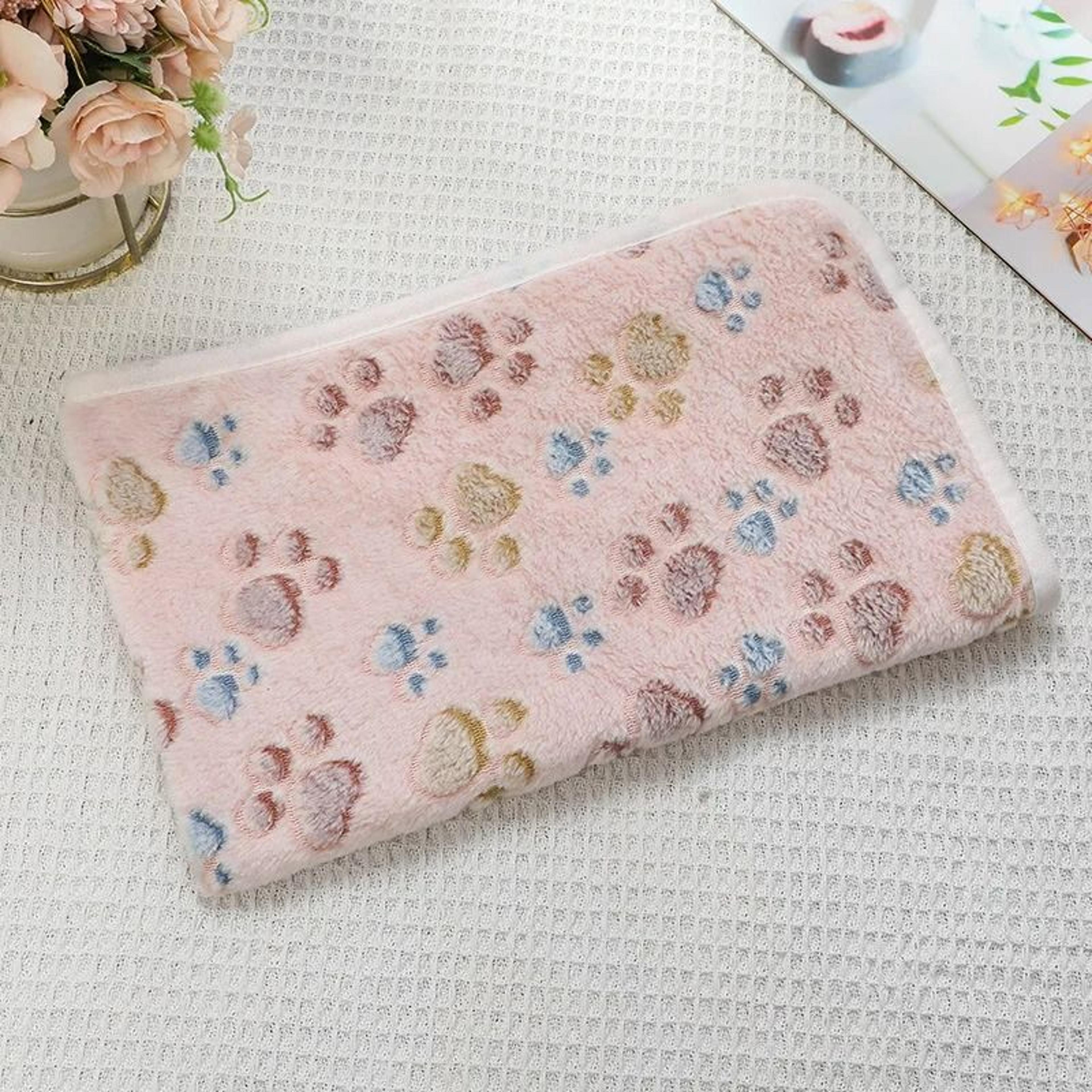 UltraSoft Flannel Pet Blanket  Cozy PawPrint Fleece Mat For Dogs  Cats 12