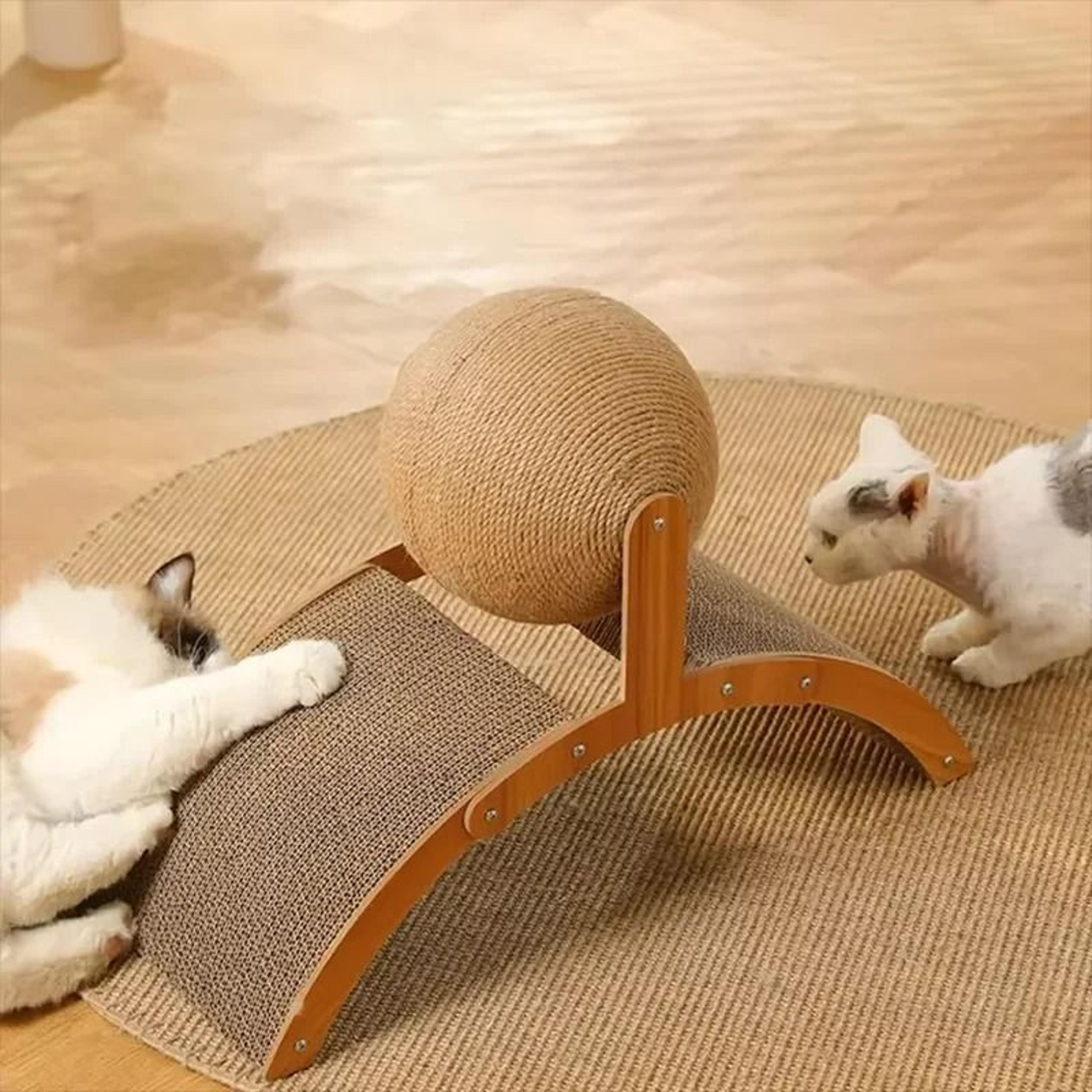 2in1 Rotating Sisal Ball And Wooden Scratching Column 3