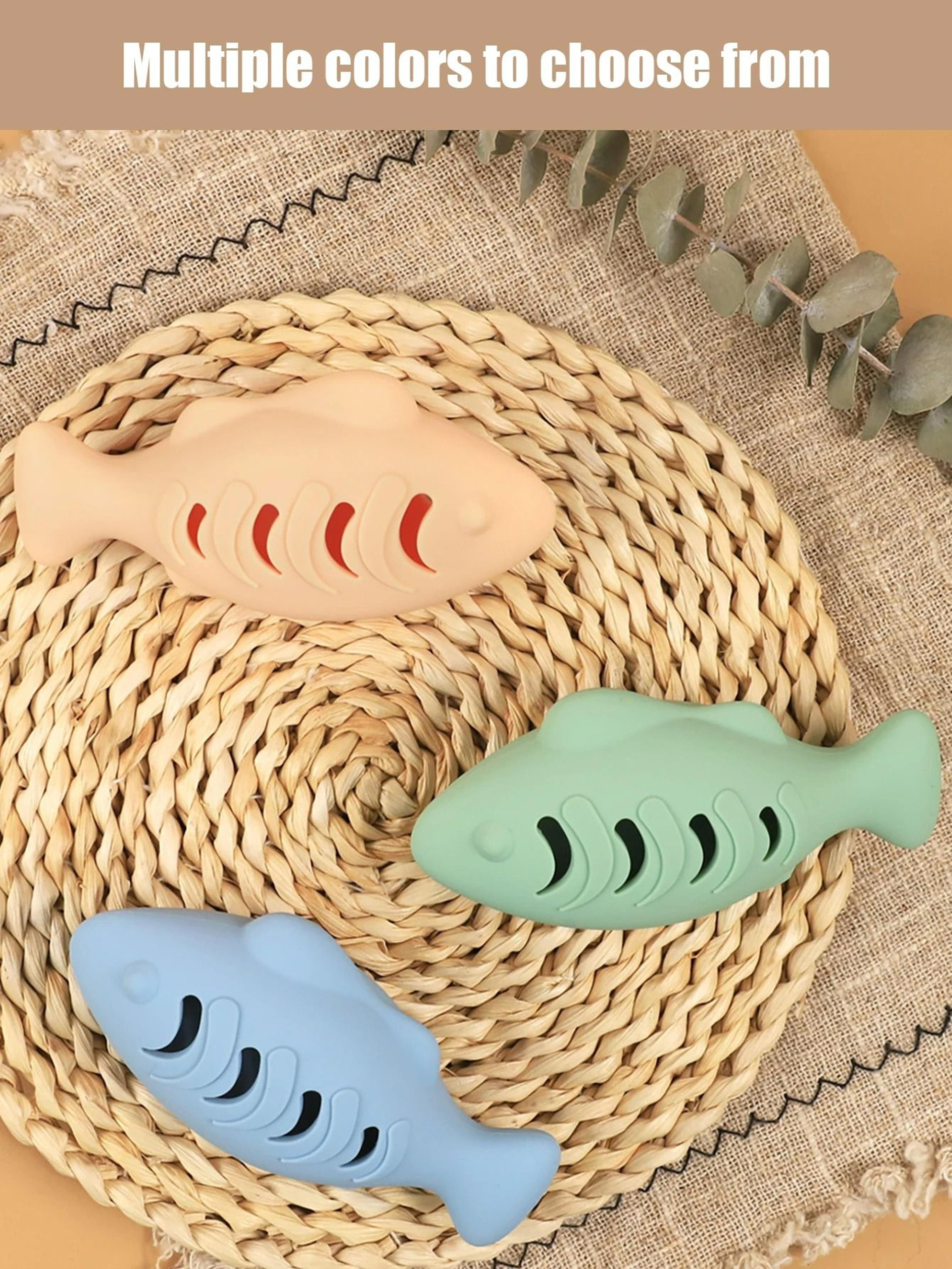 FishShaped Dental Puzzle  Snack Dispenser 6