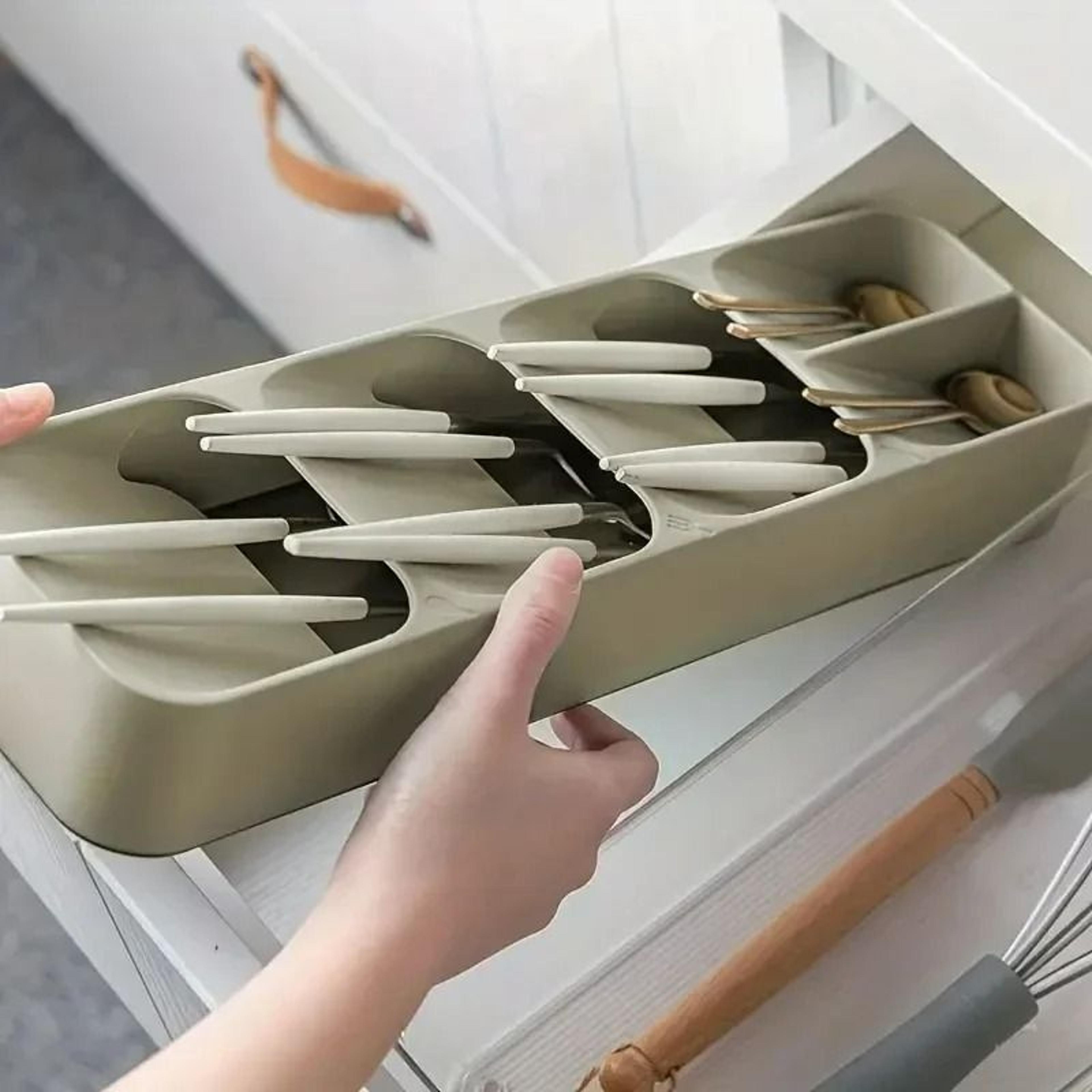 MultiPurpose Compartmentalized Cutlery Storage Tray 2