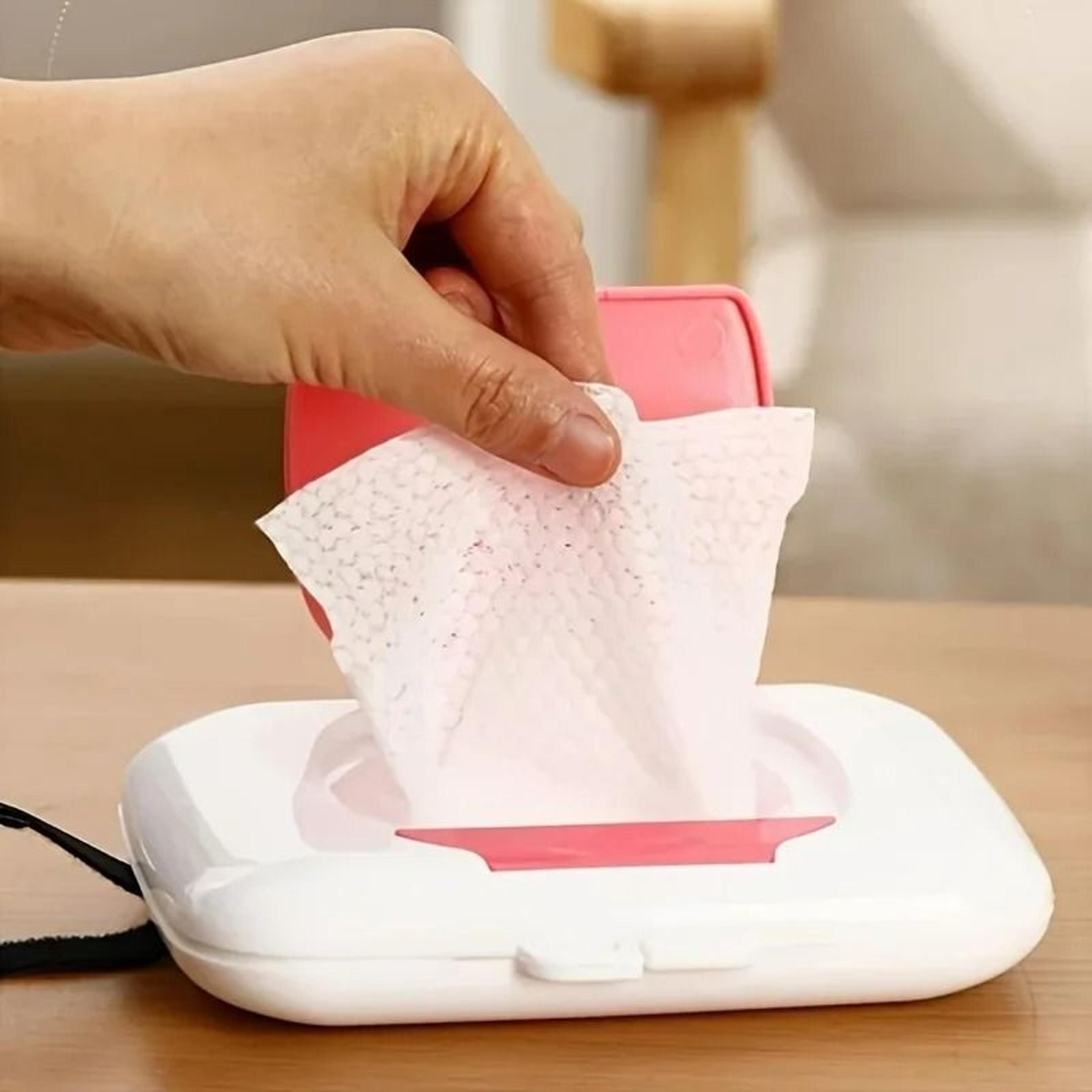 Refillable Wet Wipes Dispenser  Travel Case 1