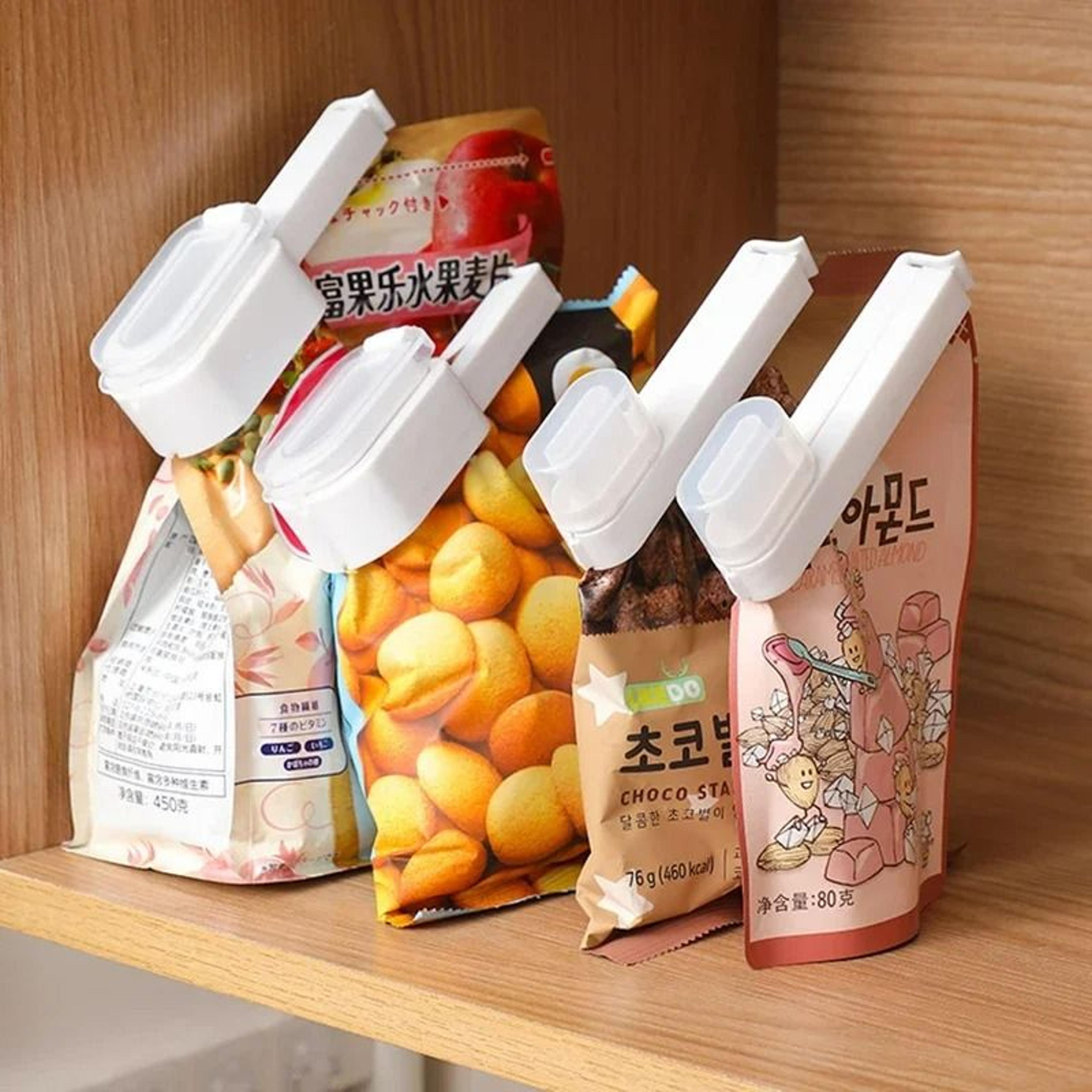airtight bag sealing clips with integrated dispensing spouts
