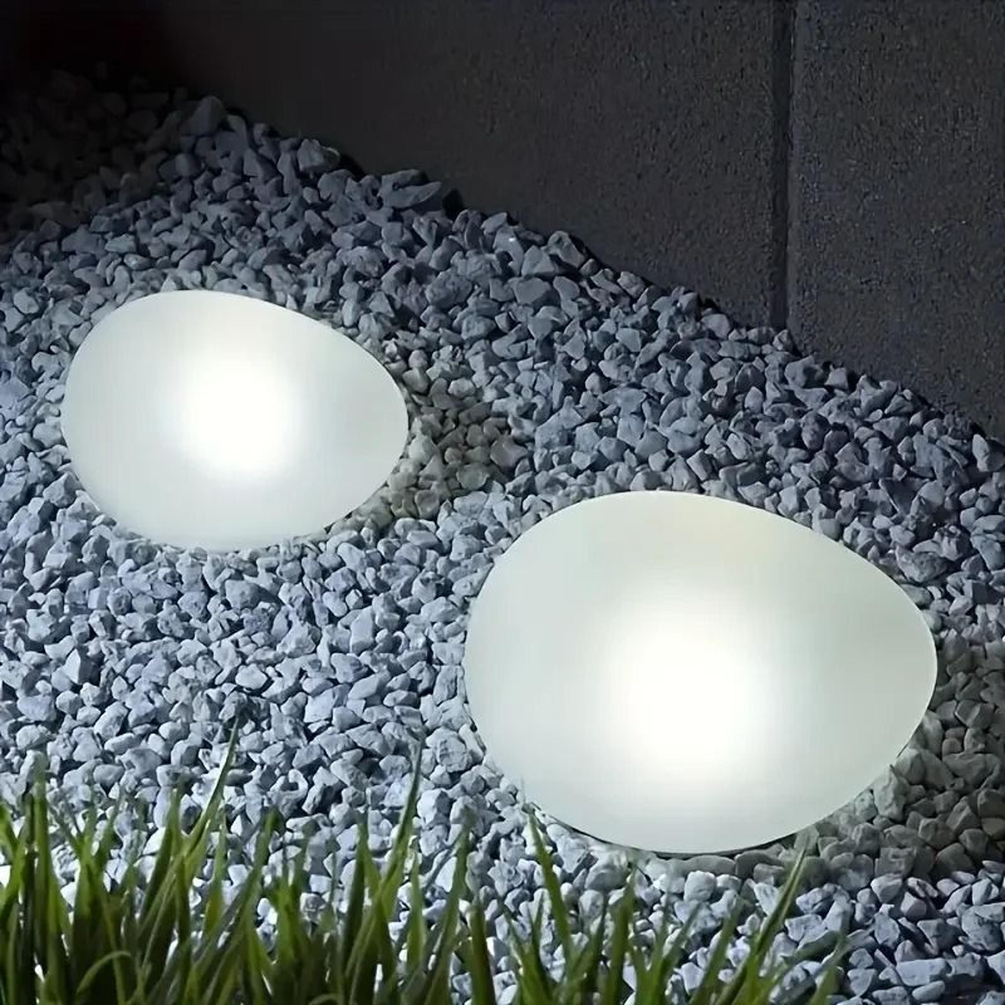 Solar EcoPebble Landscape Ambiance Lights 3