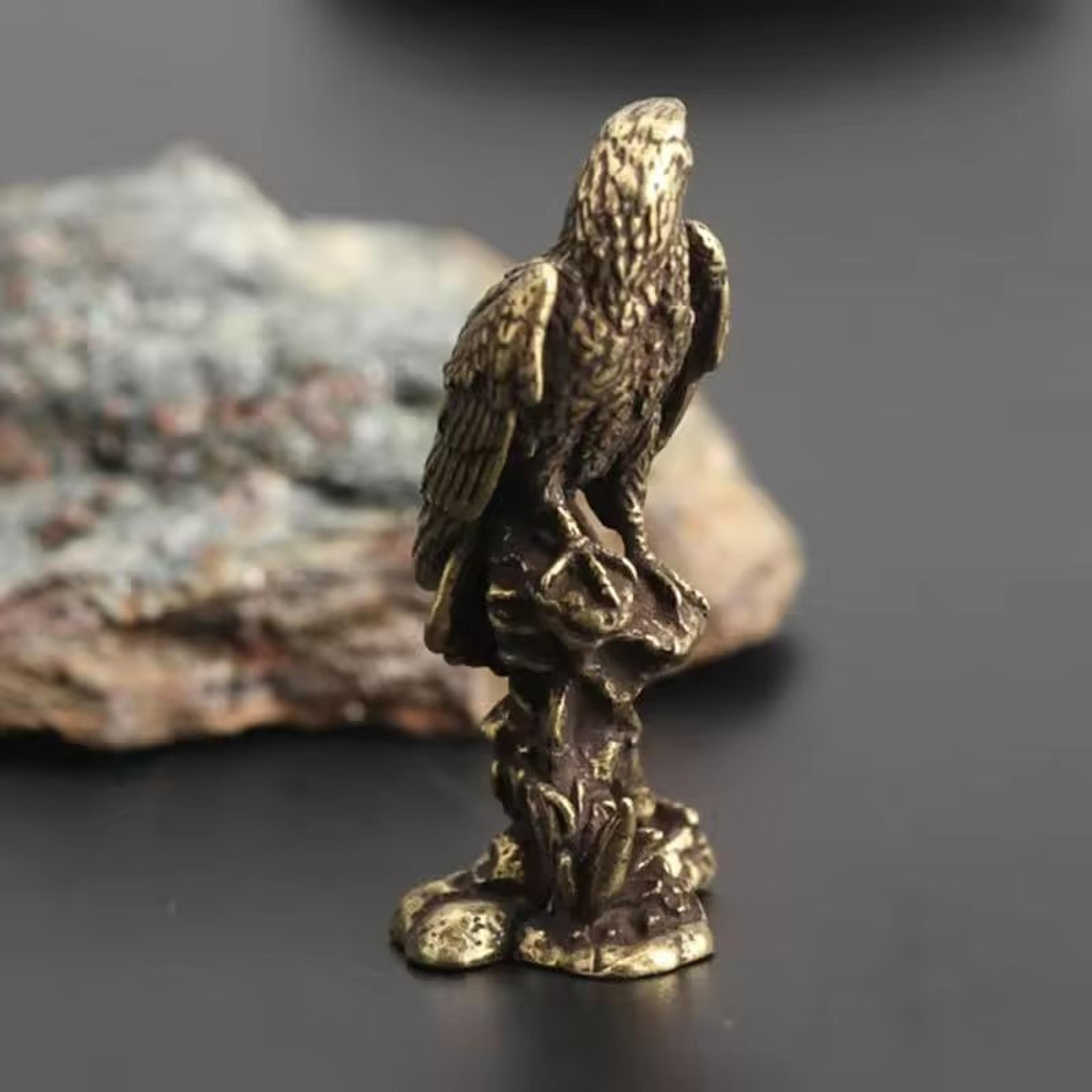 Vintage Copper Eagle Tabletop Figurine 1