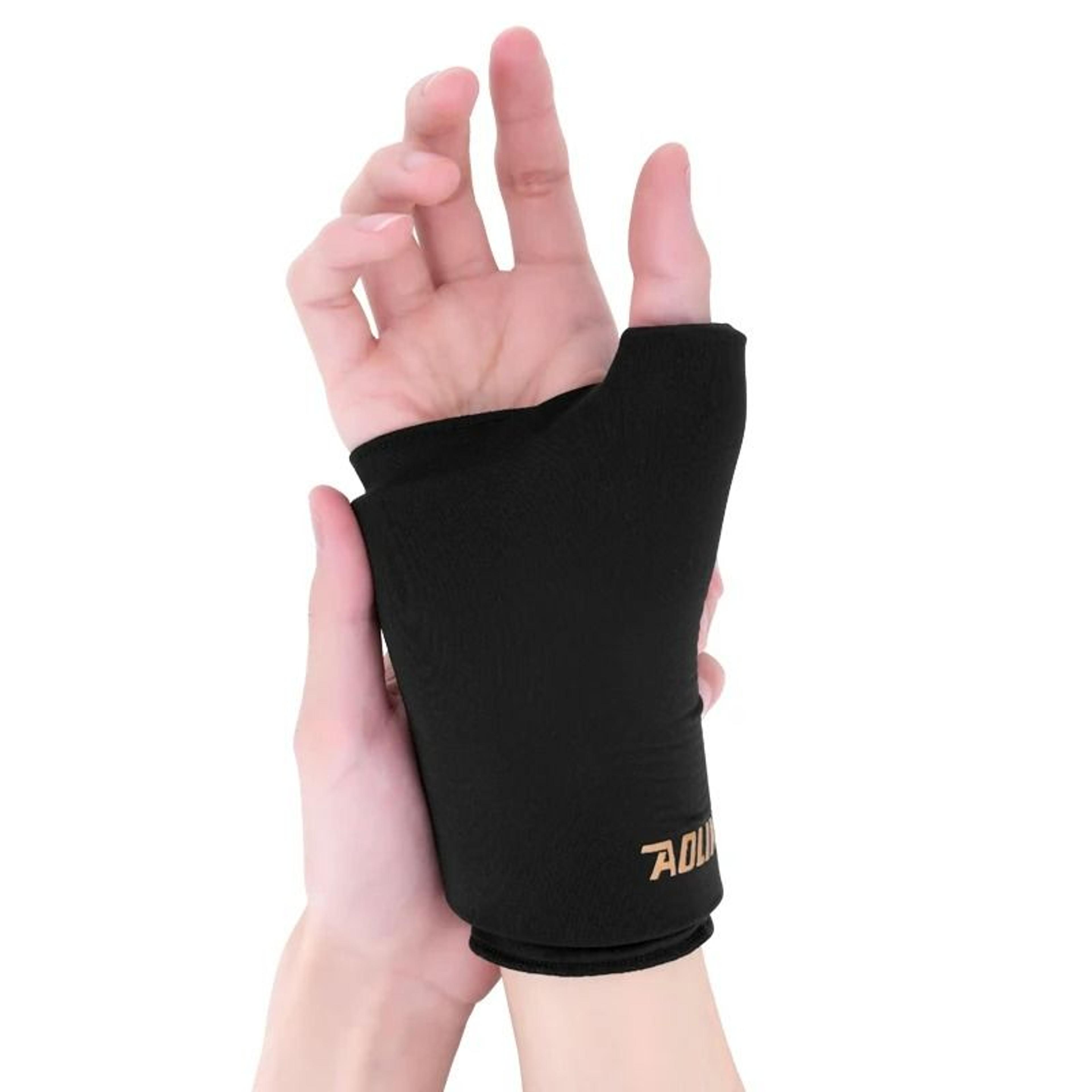 Hot And Cold Relief Gel Hand Sleeve For Hand Wrist And Thumb 6