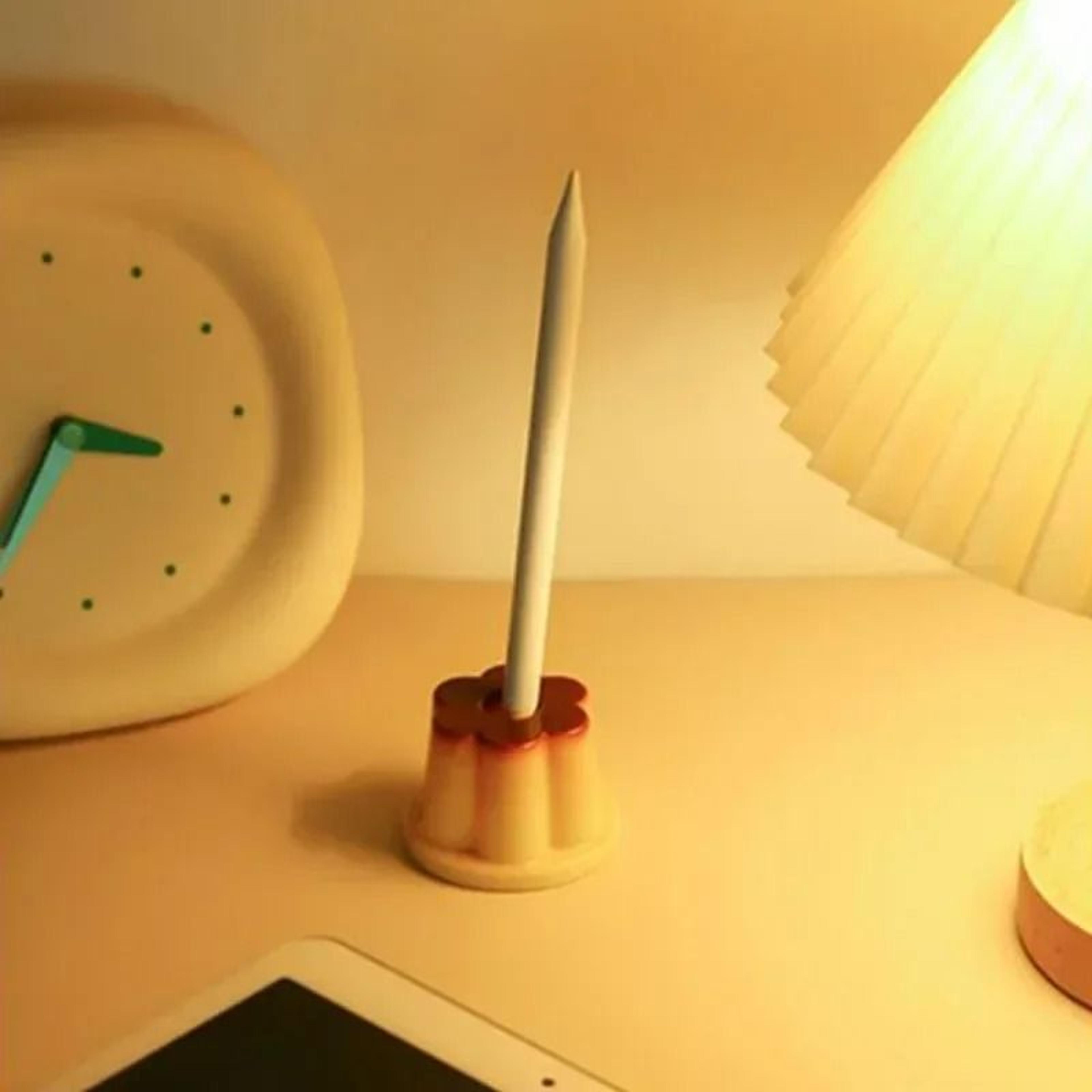 Creative Kawaii Pudding Pen Holder  Desktop Ornament 0