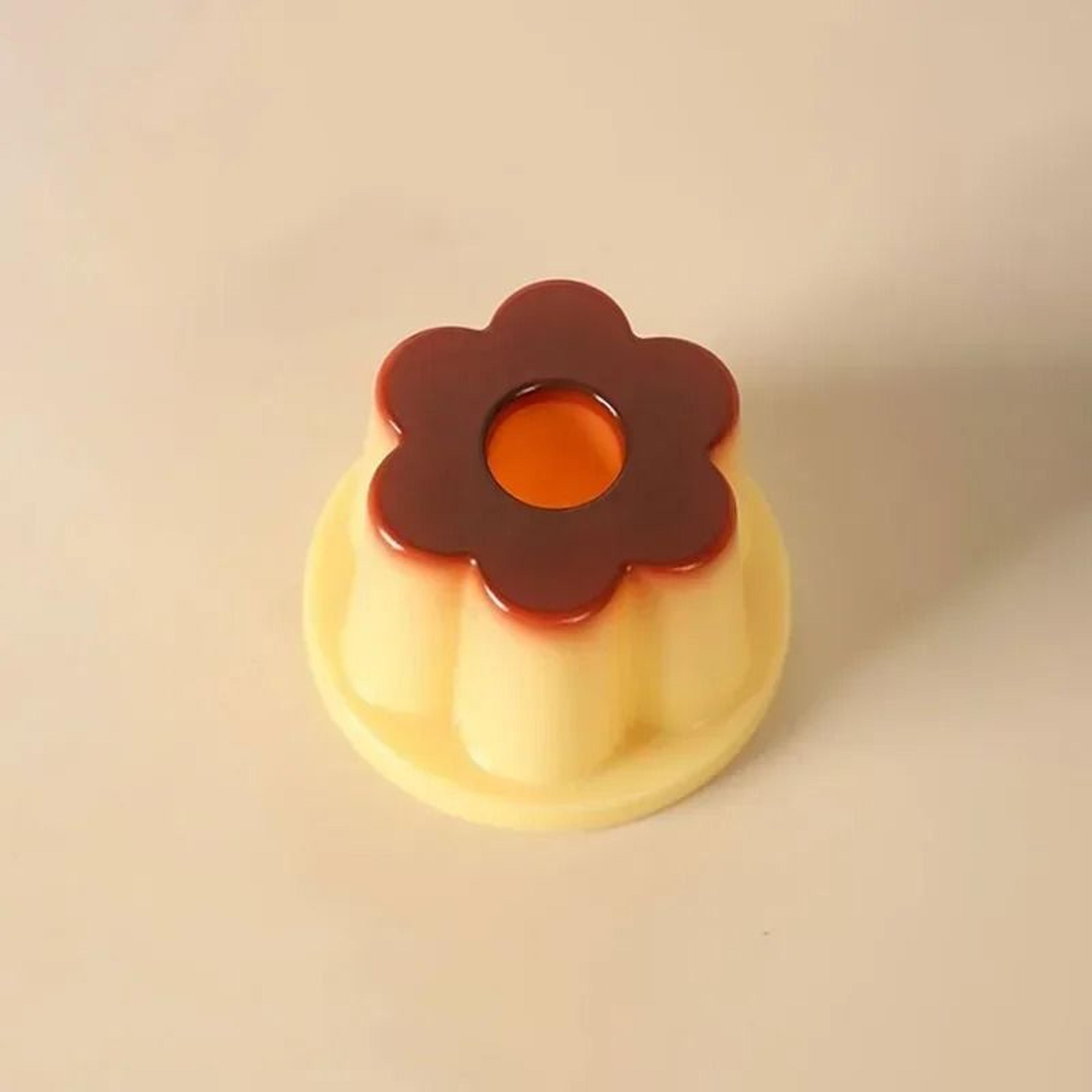 Creative Kawaii Pudding Pen Holder  Desktop Ornament 1