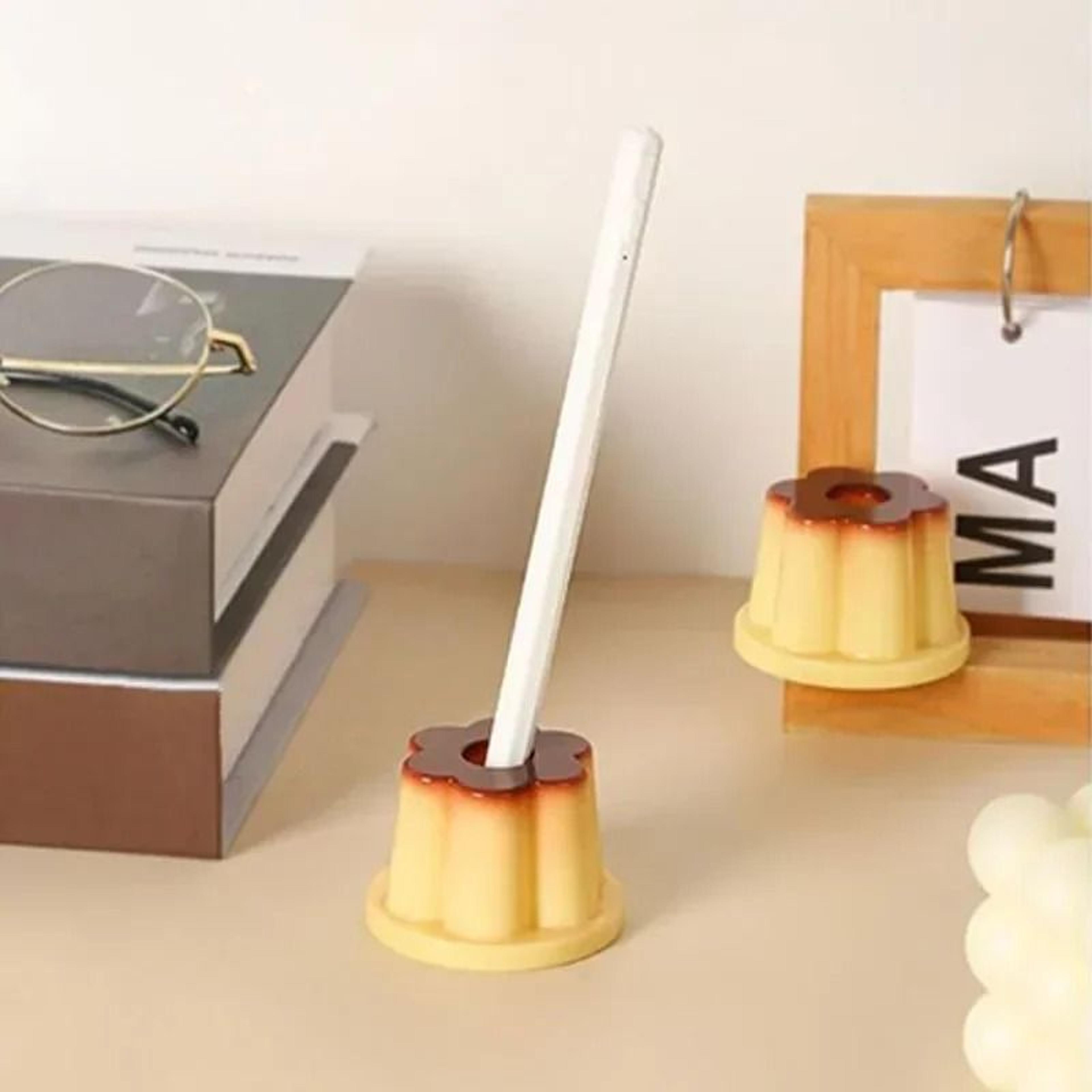 Creative Kawaii Pudding Pen Holder  Desktop Ornament 4