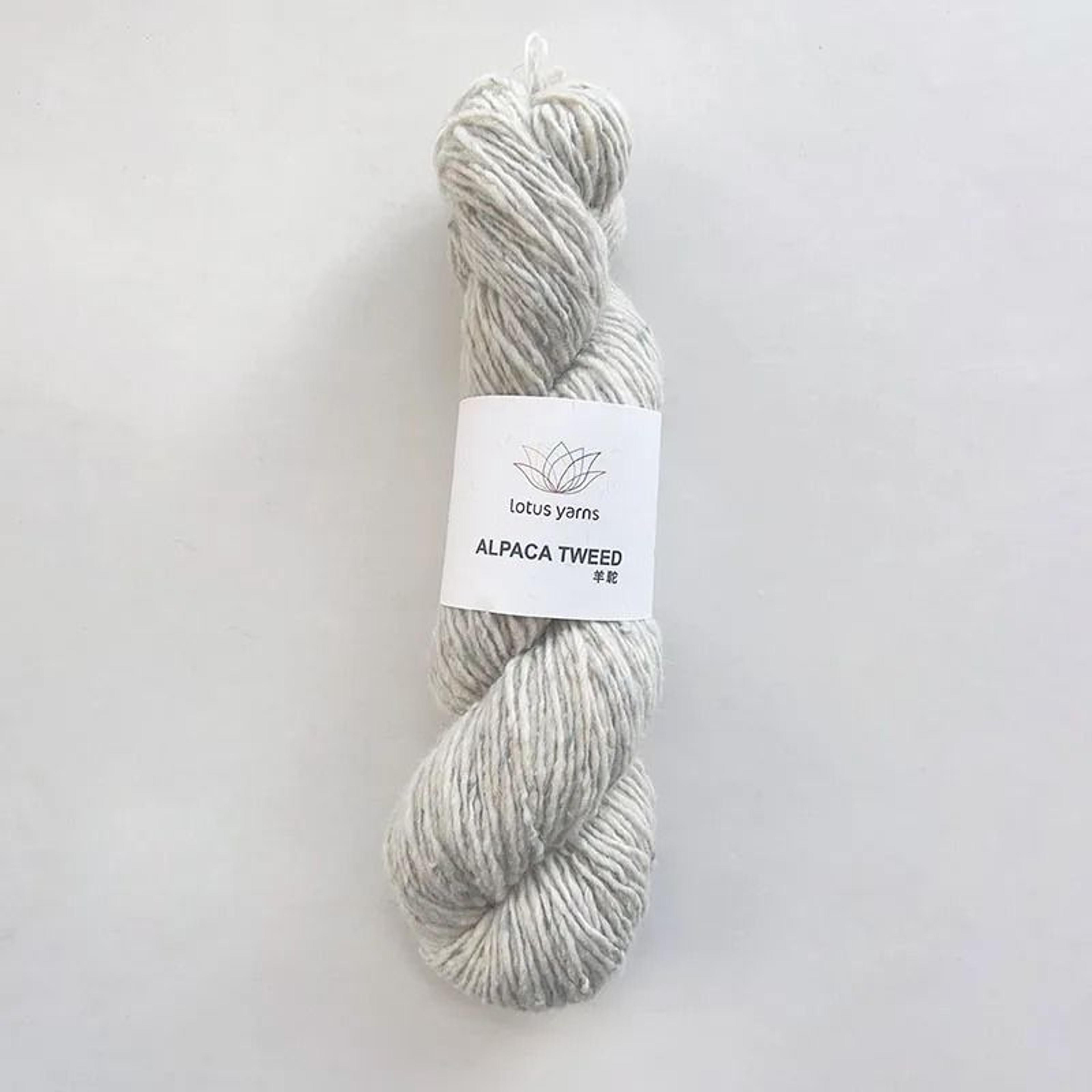 011 Lb Lotus Alpaca Tweed Fancy Yarn 7