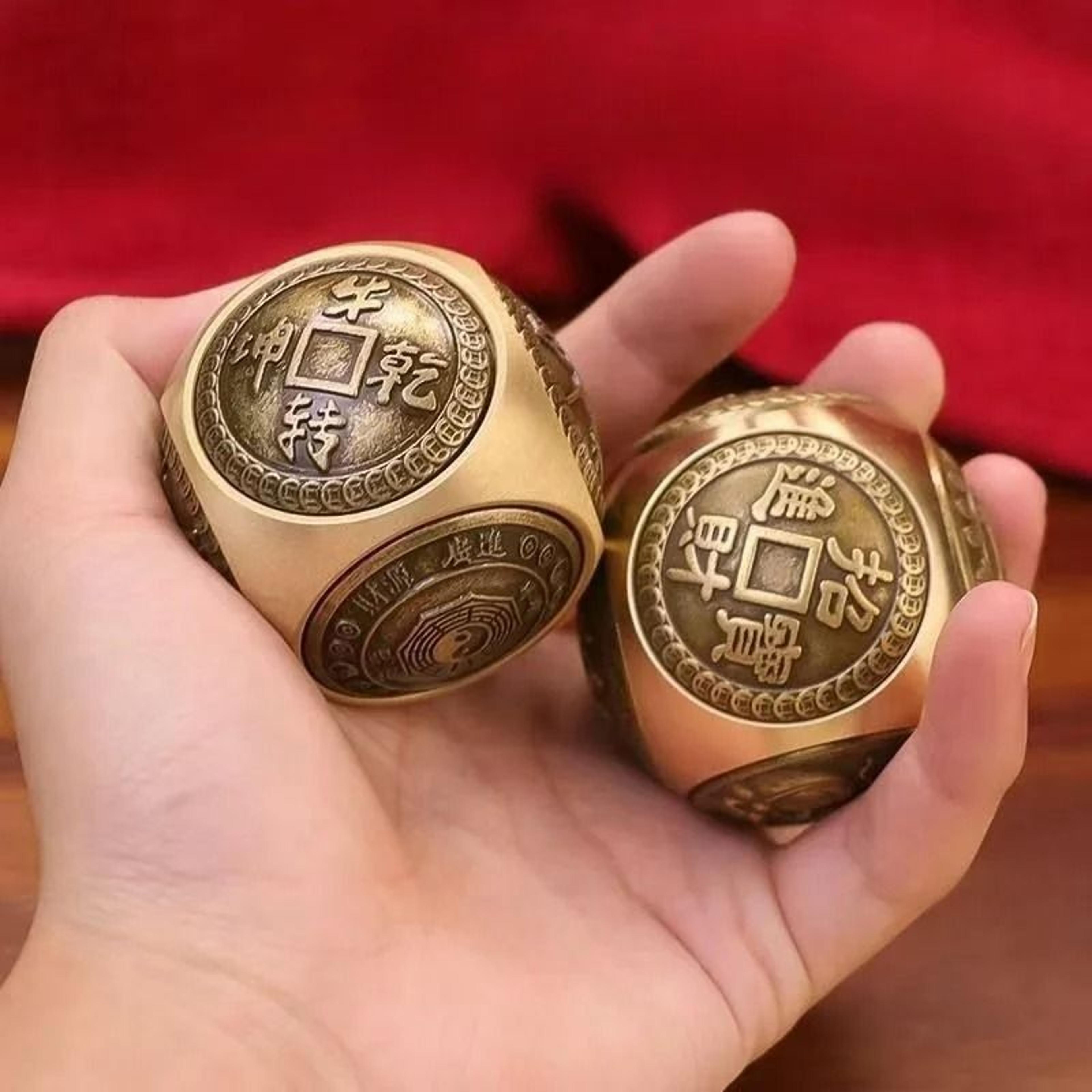rotating six-faced chinese lucky coin spinner