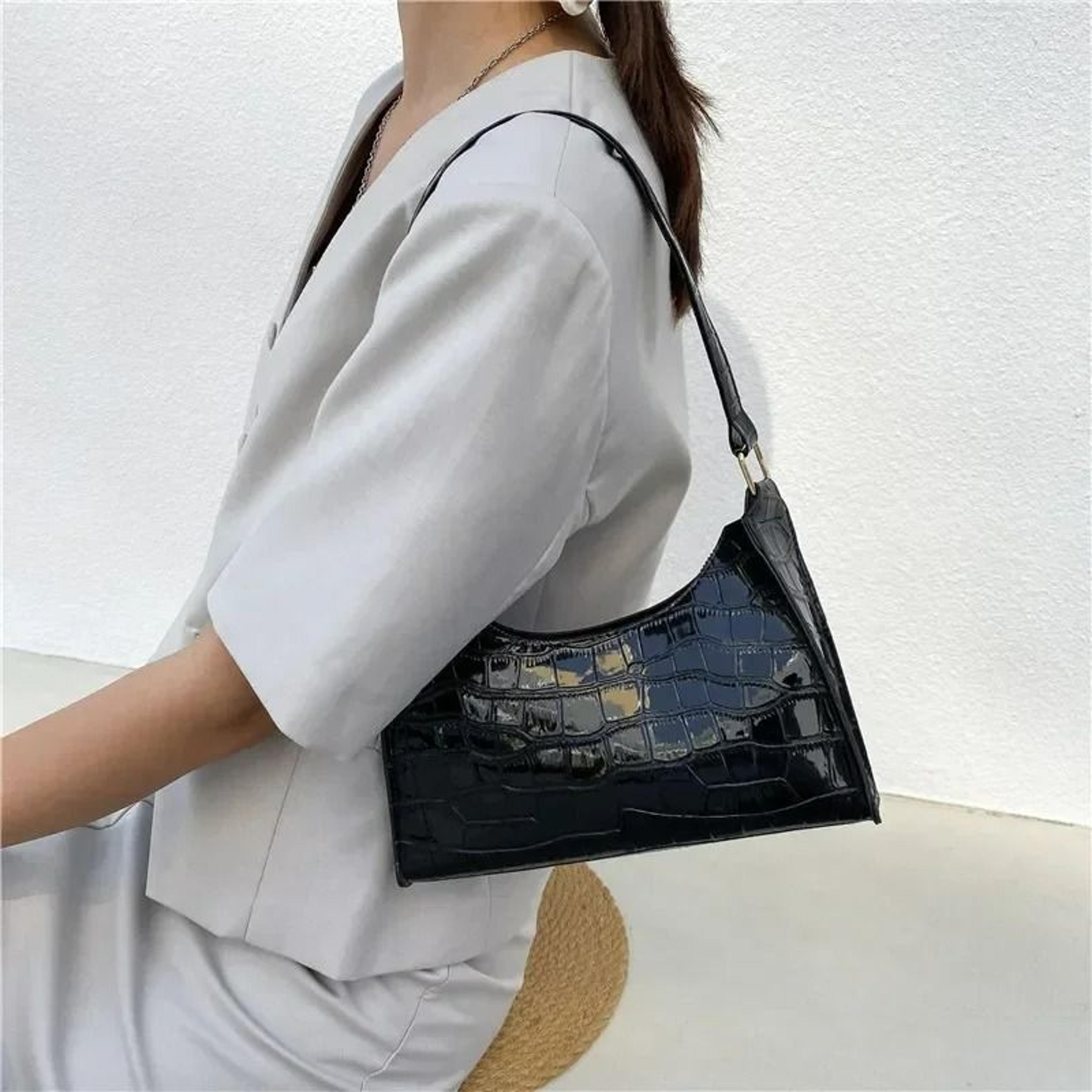 Retro Alligator Pattern Small Underarm Shoulder Bag 4